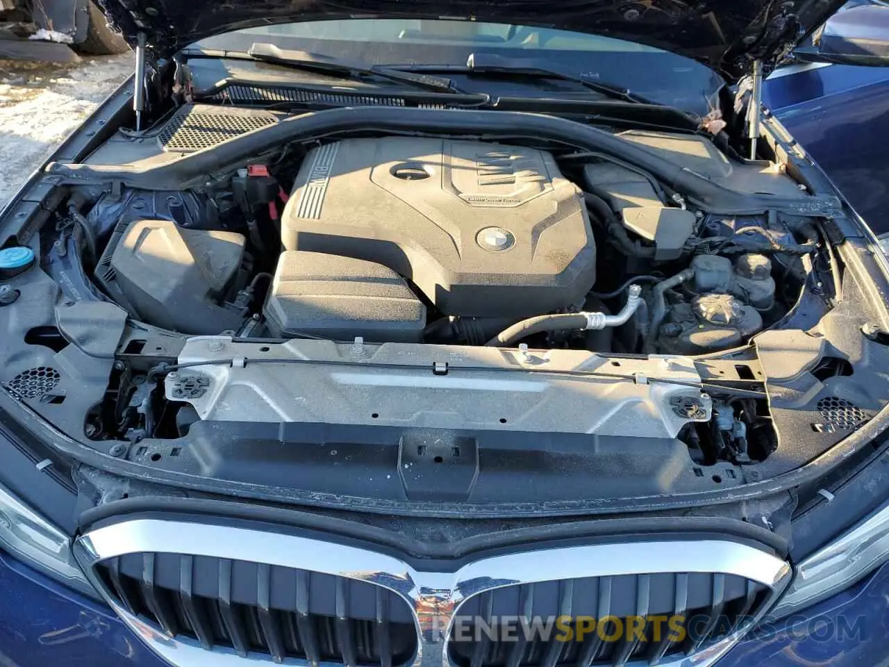 11 Photograph of a damaged car 3MW5R7J0XL8B15229 BMW 3 SERIES 2020