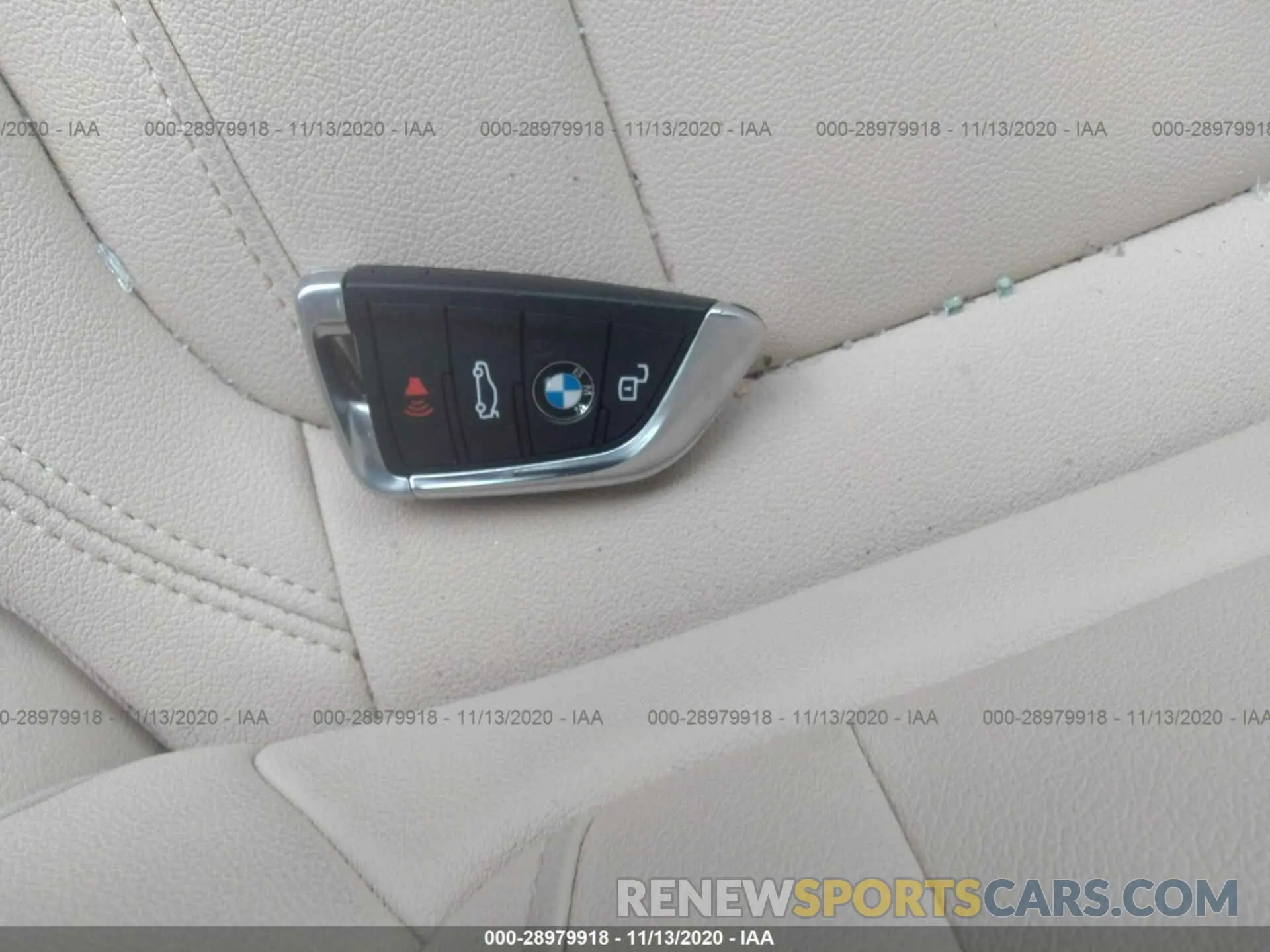 11 Photograph of a damaged car 3MW5R7J0XL8B23881 BMW 3 SERIES 2020