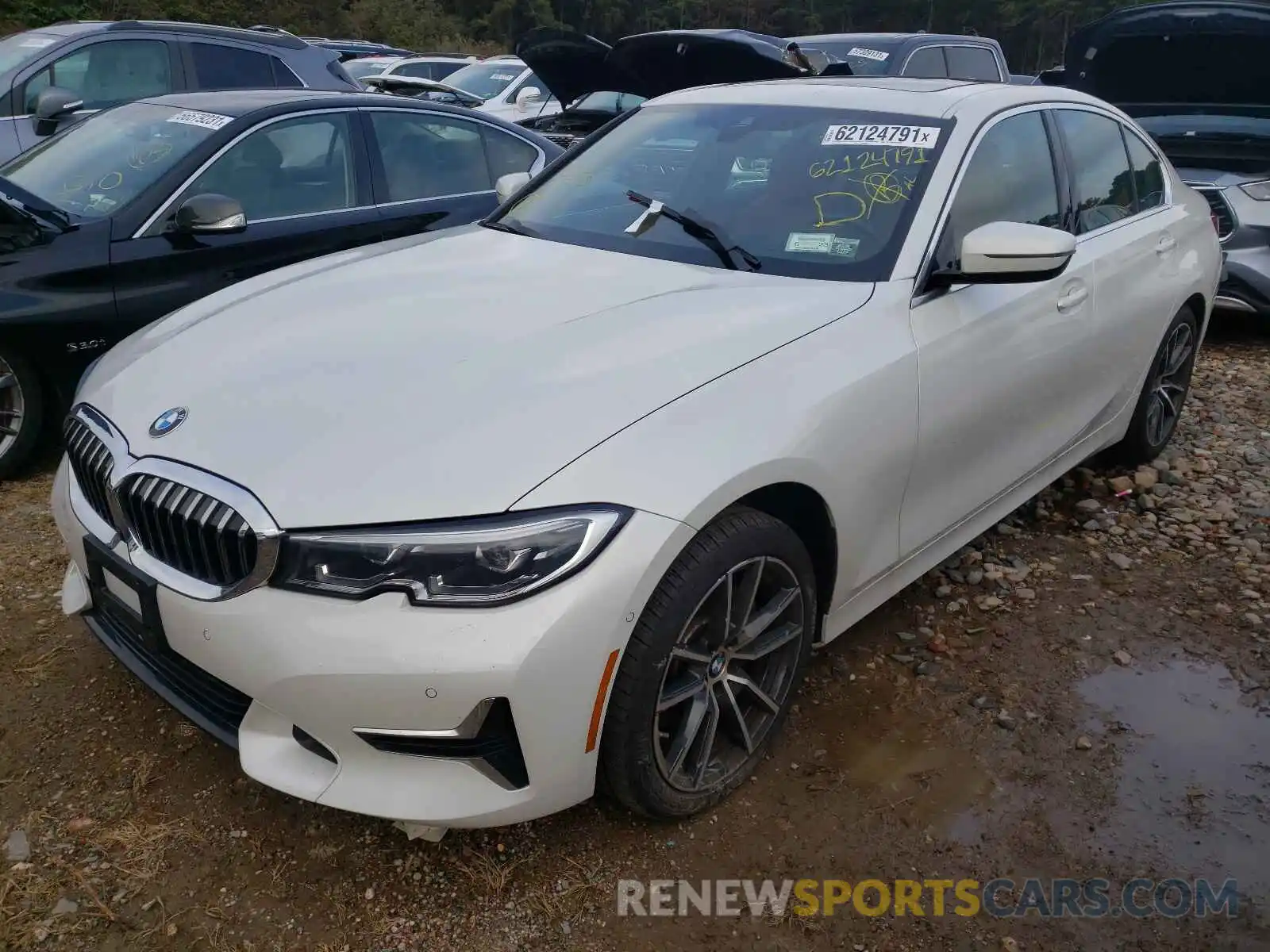 2 Photograph of a damaged car 3MW5R7J0XL8B37957 BMW 3 SERIES 2020