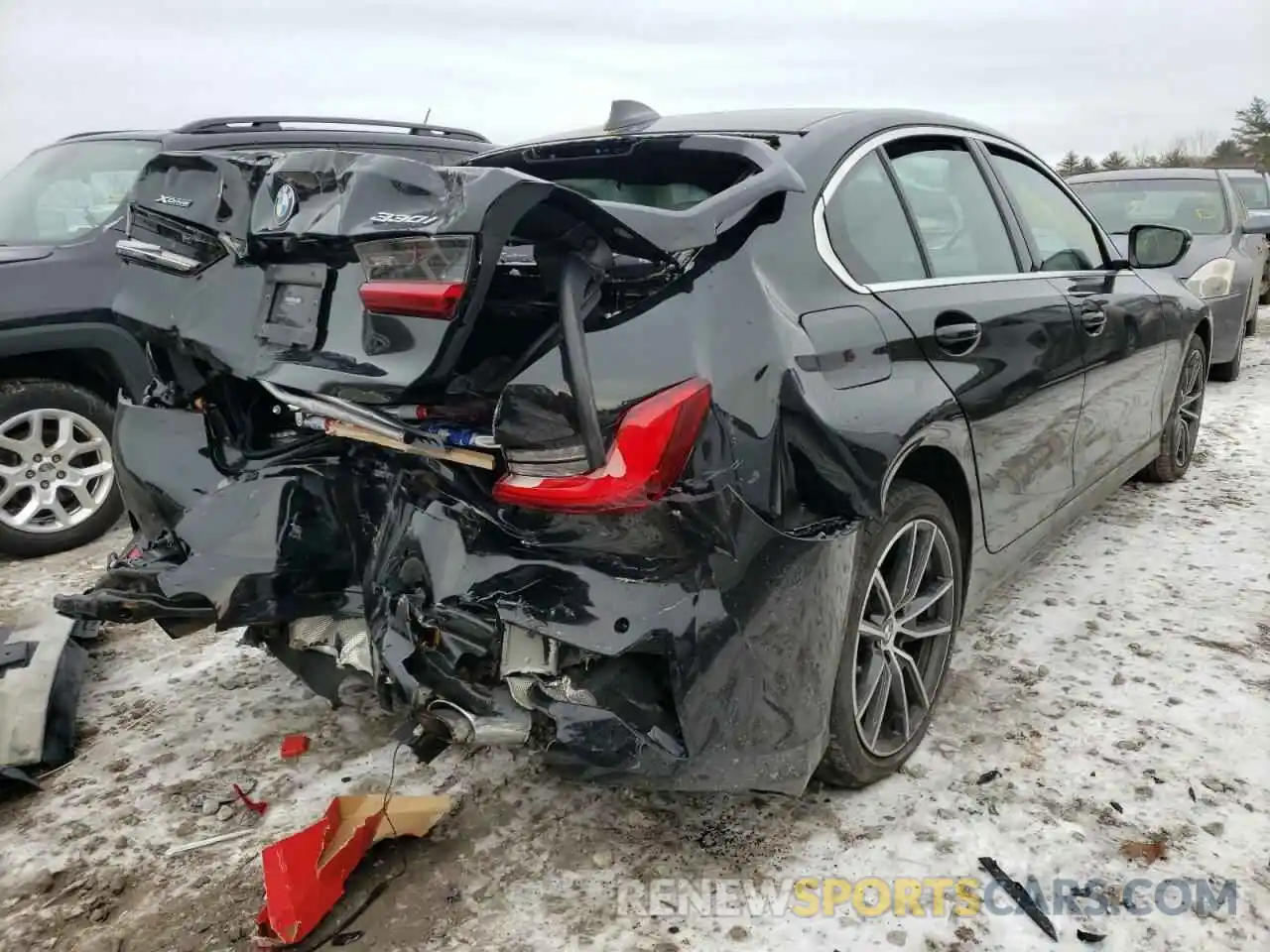 4 Photograph of a damaged car 3MW5R7J0XL8B38316 BMW 3 SERIES 2020