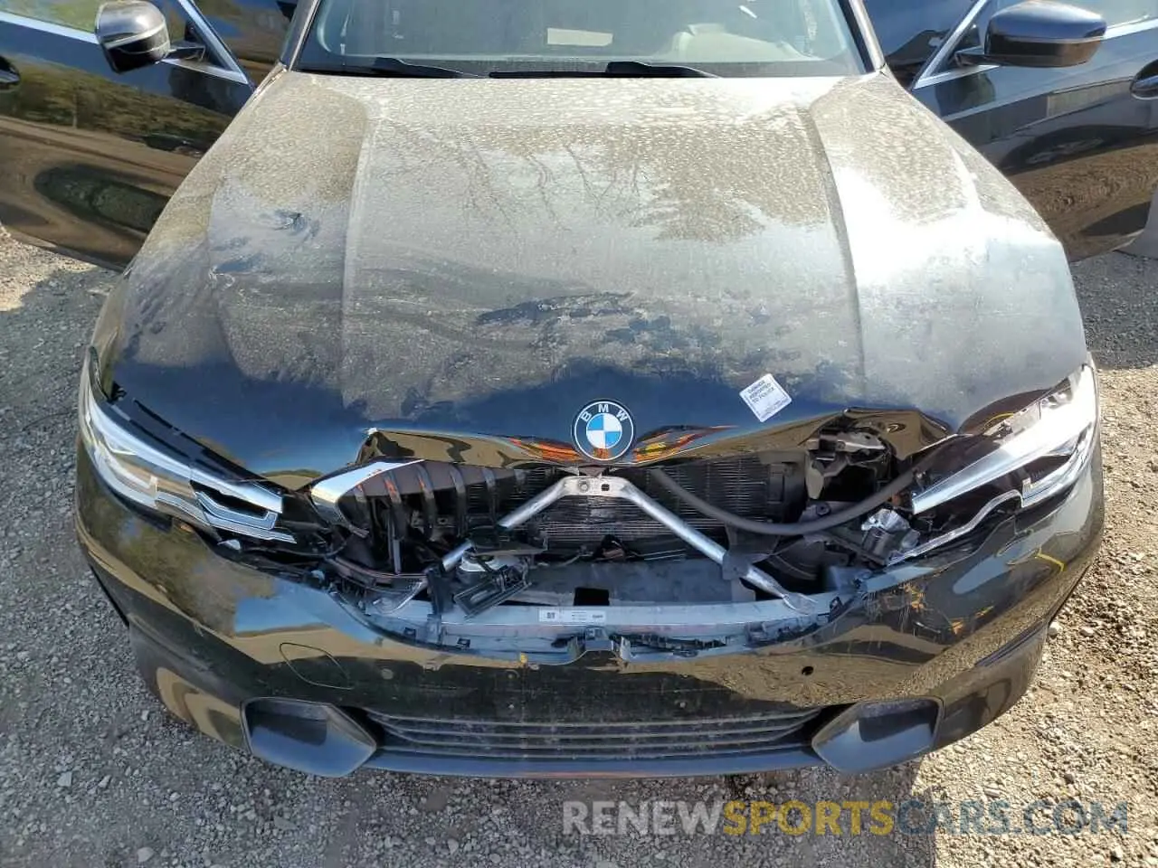 11 Photograph of a damaged car 3MW5R7J0XL8B40972 BMW 3 SERIES 2020
