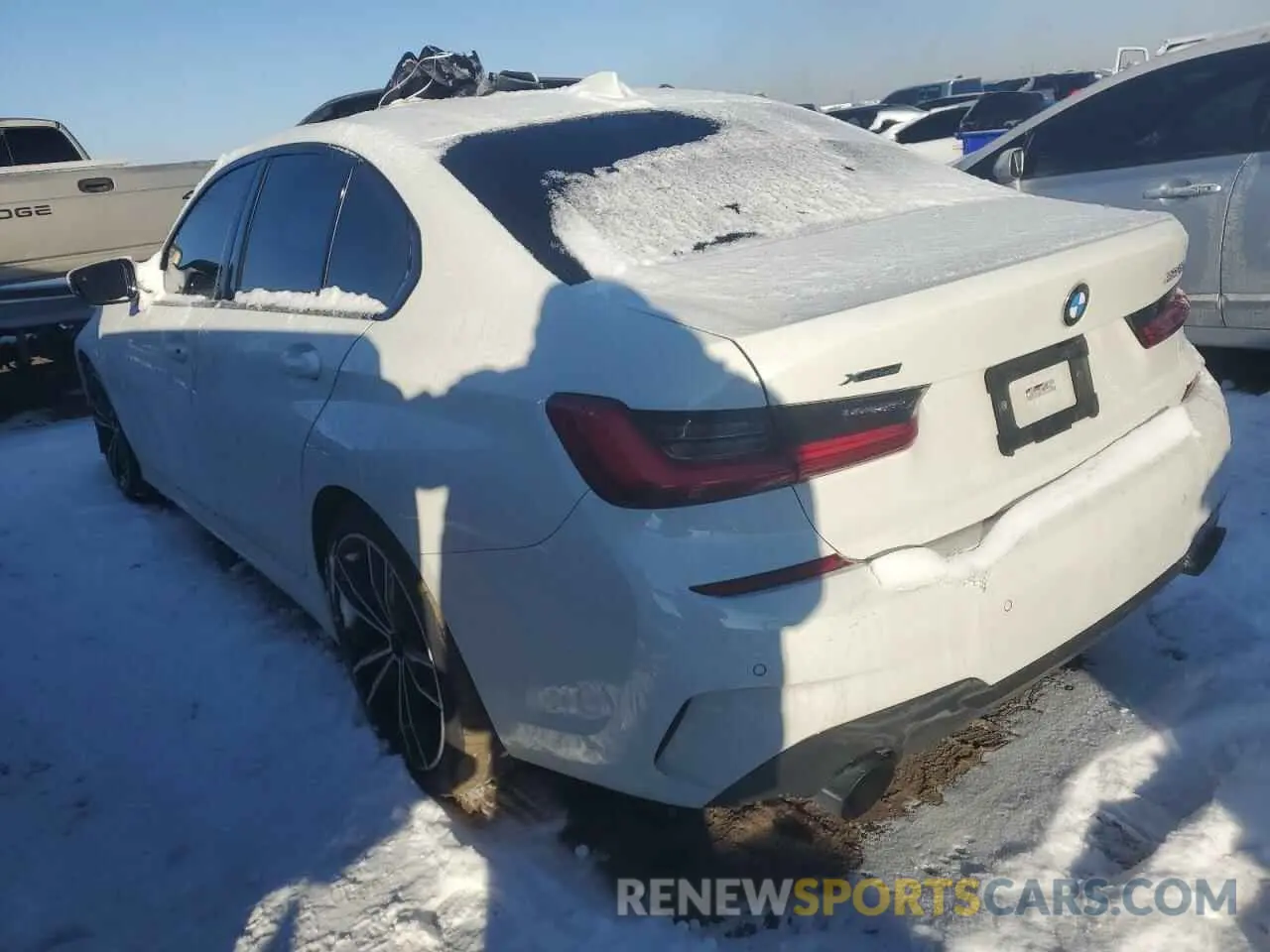 2 Photograph of a damaged car 3MW5R7J0XL8B41636 BMW 3 SERIES 2020