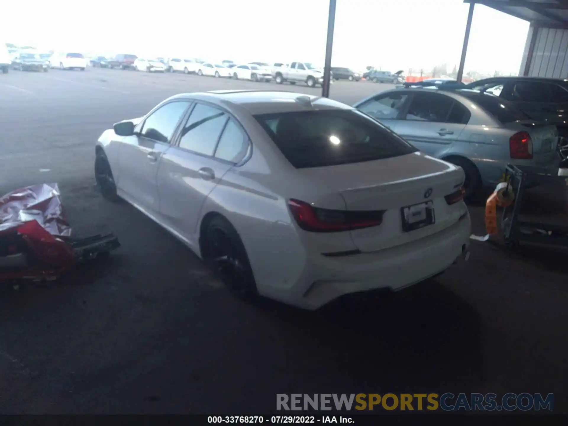 3 Photograph of a damaged car 3MW5U7J00L8B32913 BMW 3 SERIES 2020