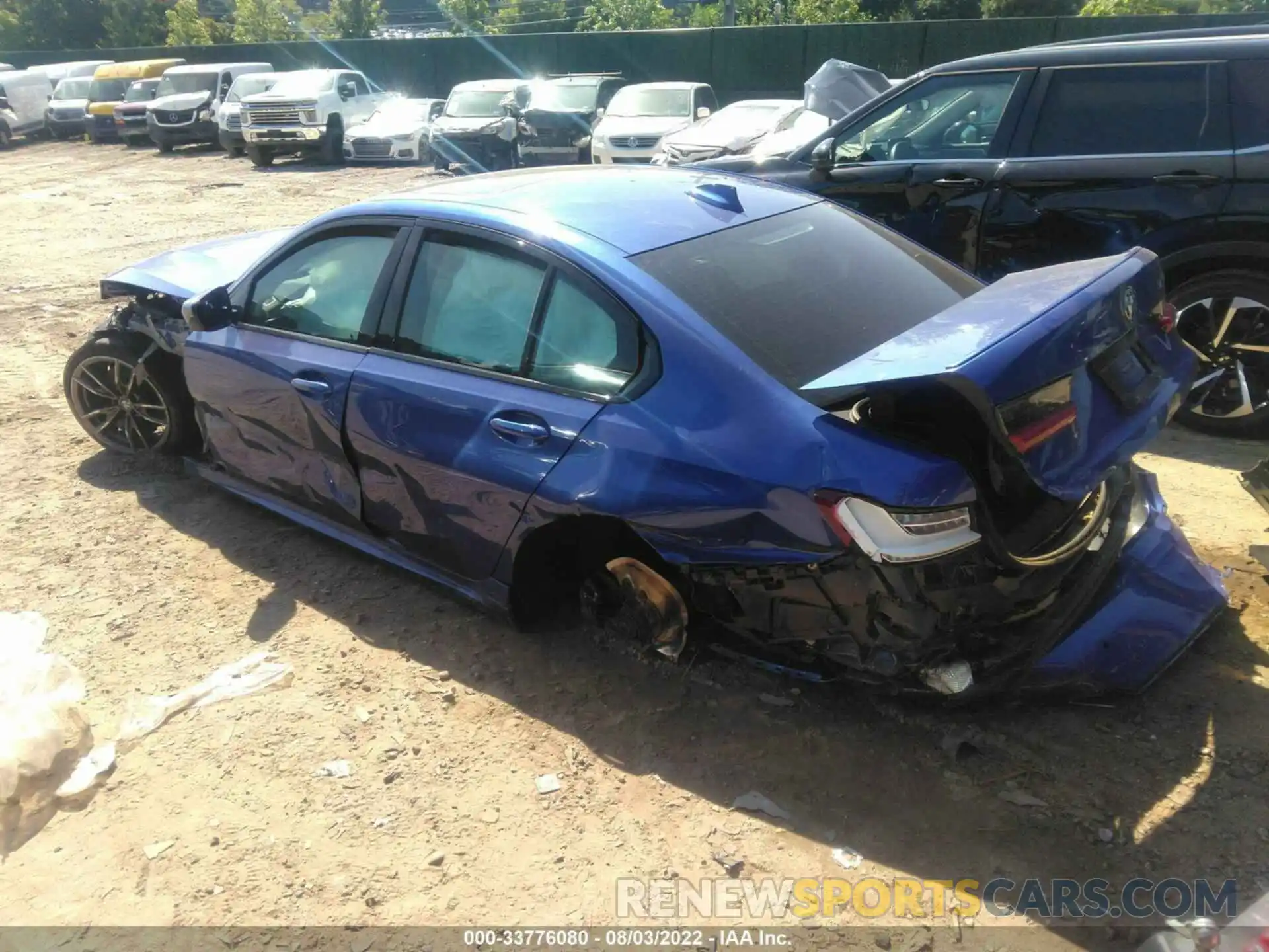 3 Photograph of a damaged car 3MW5U7J04L8B45714 BMW 3 SERIES 2020