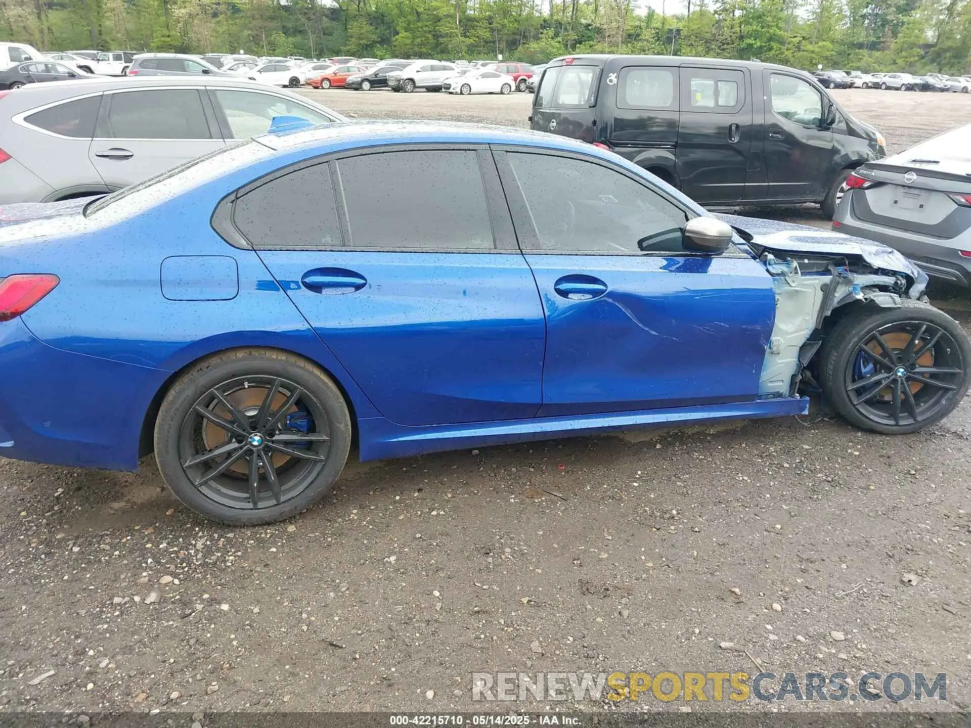 13 Photograph of a damaged car 3MW5U7J07L8B27255 BMW 3 SERIES 2020