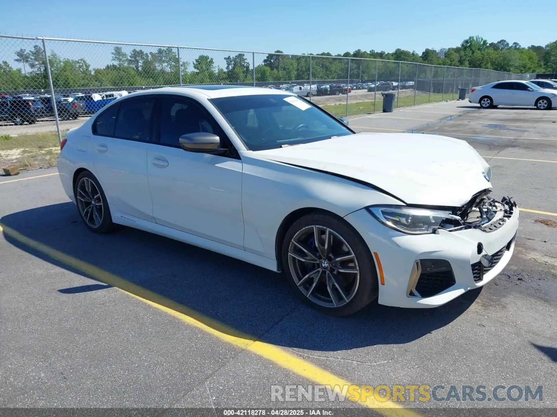 1 Photograph of a damaged car 3MW5U7J08L8B31590 BMW 3 SERIES 2020