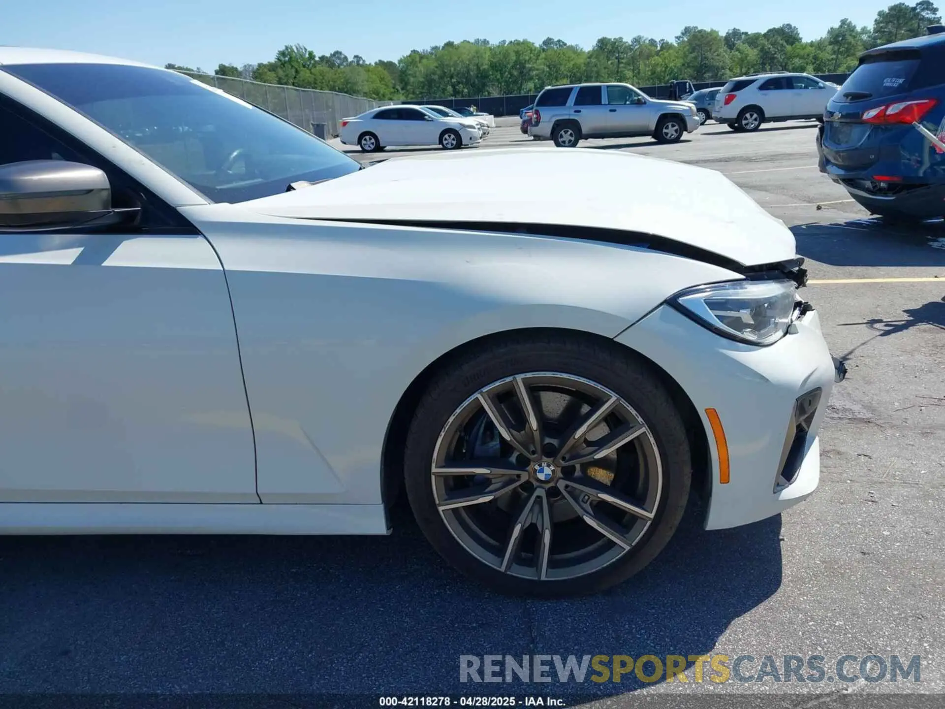 18 Photograph of a damaged car 3MW5U7J08L8B31590 BMW 3 SERIES 2020