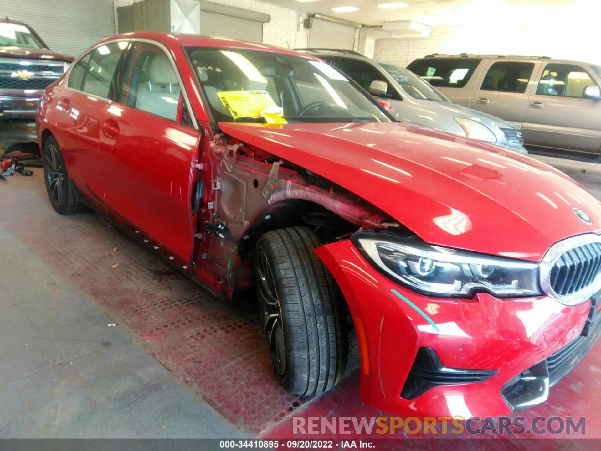 6 Photograph of a damaged car WBA5R1C00LFH33390 BMW 3 SERIES 2020