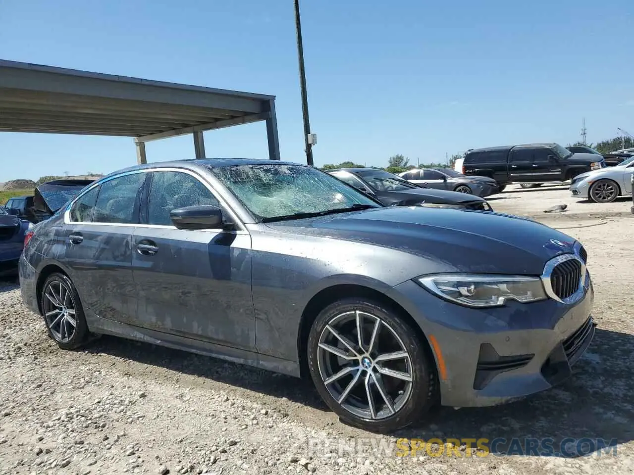 4 Photograph of a damaged car WBA5R1C00LFH34734 BMW 3 SERIES 2020
