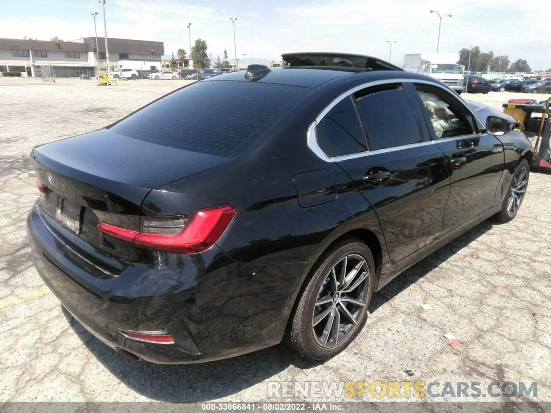 4 Photograph of a damaged car WBA5R1C06LFH44474 BMW 3 SERIES 2020