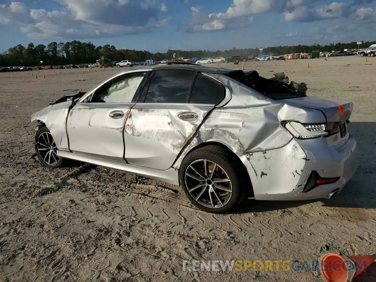 2 Photograph of a damaged car WBA5R1C07LFH41664 BMW 3 SERIES 2020