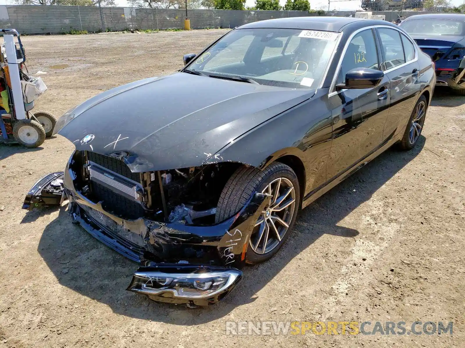 2 Photograph of a damaged car WBA5R1C09LFH37258 BMW 3 SERIES 2020