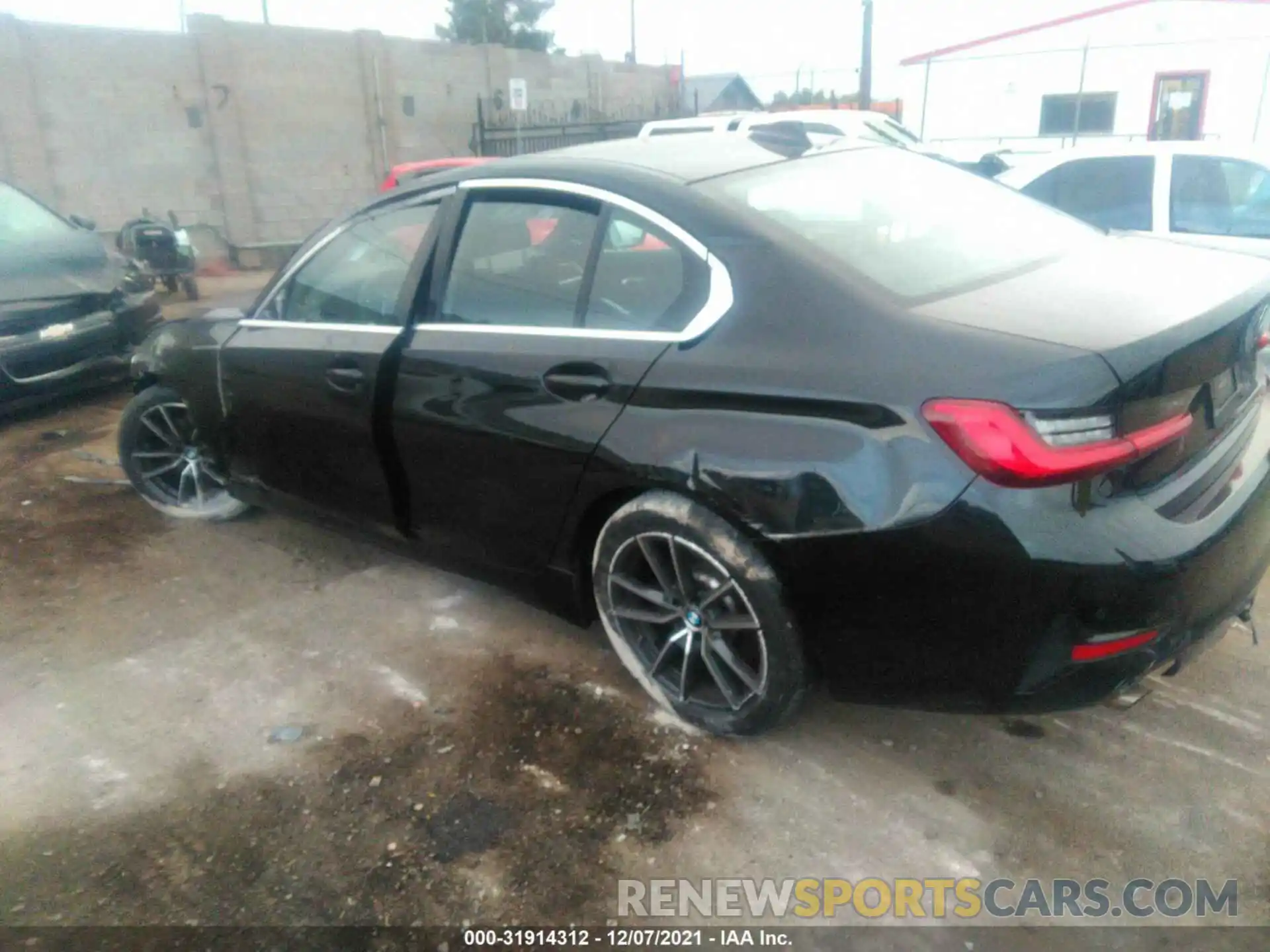 3 Photograph of a damaged car WBA5R1C0XLFH45319 BMW 3 SERIES 2020