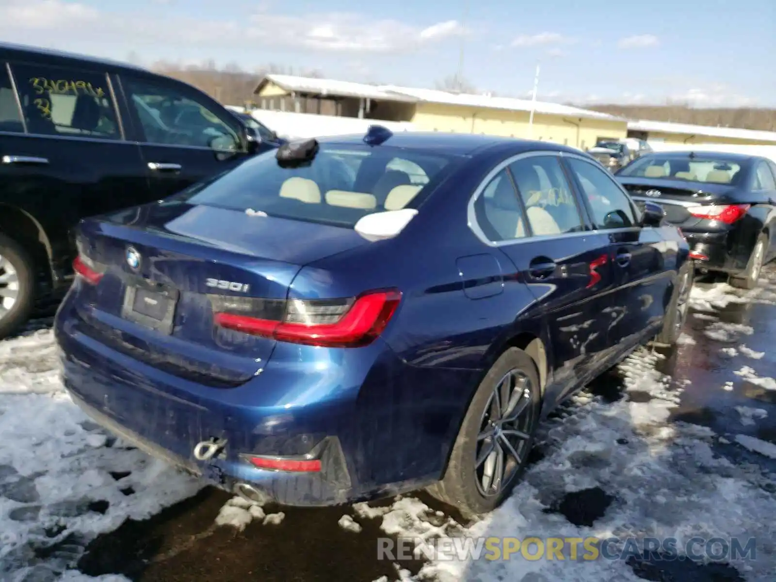 4 Photograph of a damaged car WBA5R7C01LFH33546 BMW 3 SERIES 2020