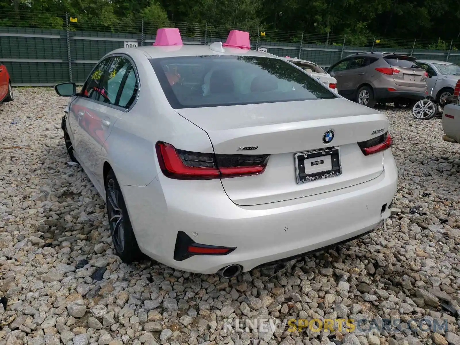 3 Photograph of a damaged car WBA5R7C08LFH46889 BMW 3 SERIES 2020