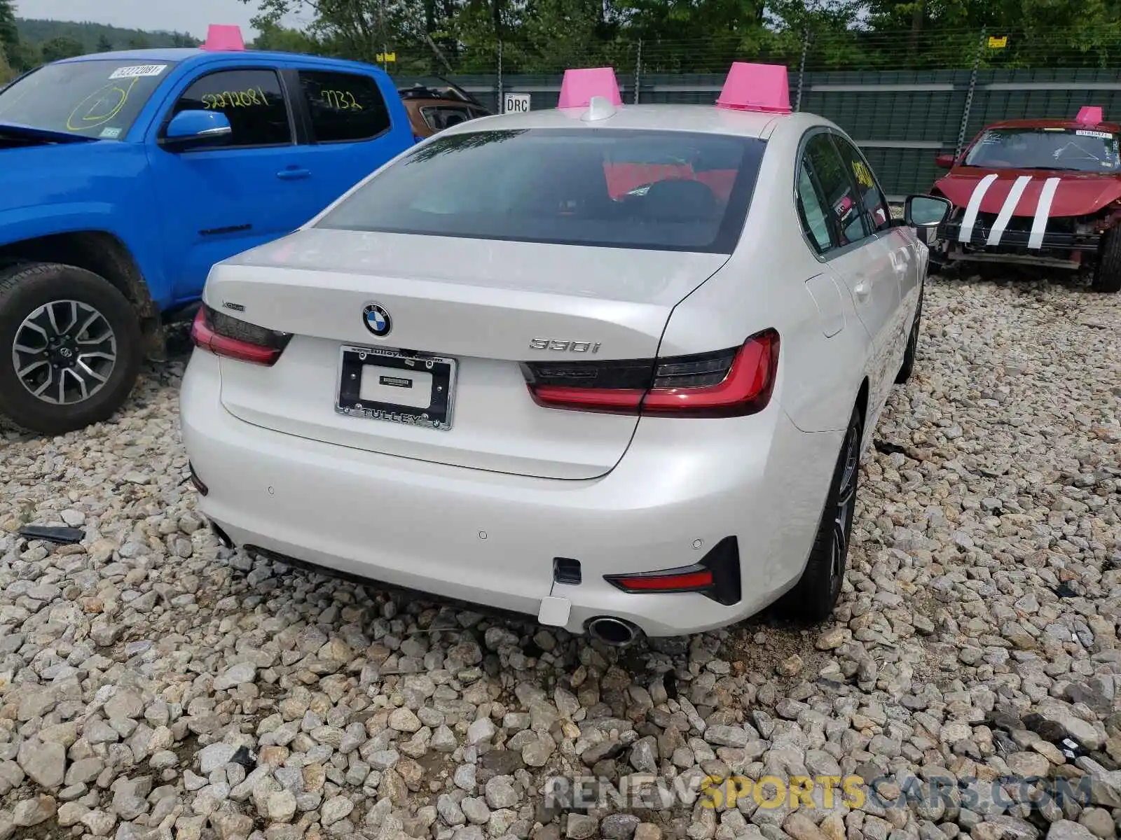 4 Photograph of a damaged car WBA5R7C08LFH46889 BMW 3 SERIES 2020