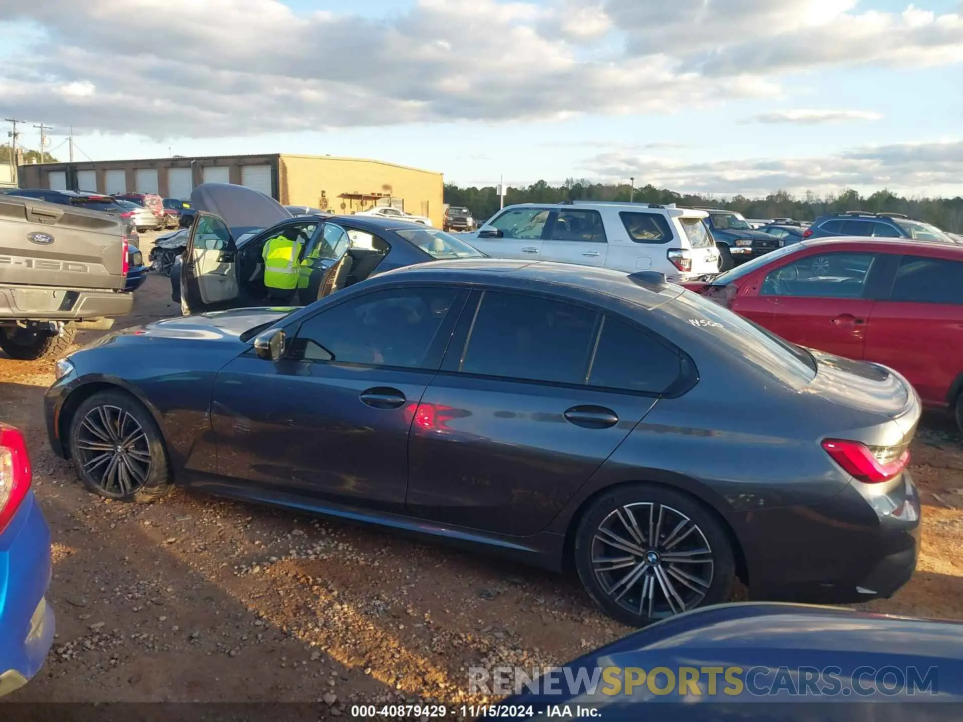 14 Photograph of a damaged car WBA5U7C01LFH14560 BMW 3 SERIES 2020