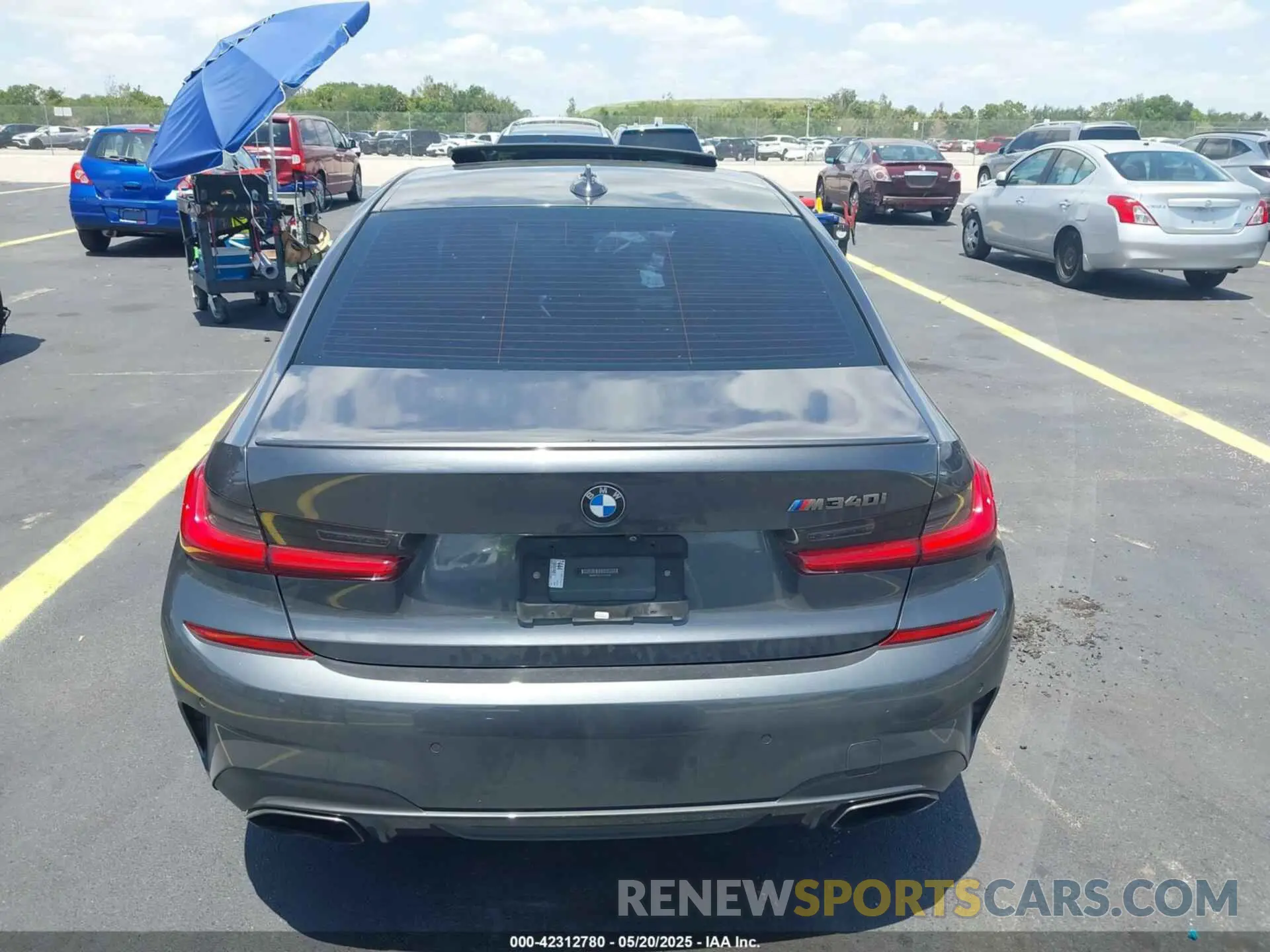 16 Photograph of a damaged car WBA5U7C01LFH30158 BMW 3 SERIES 2020