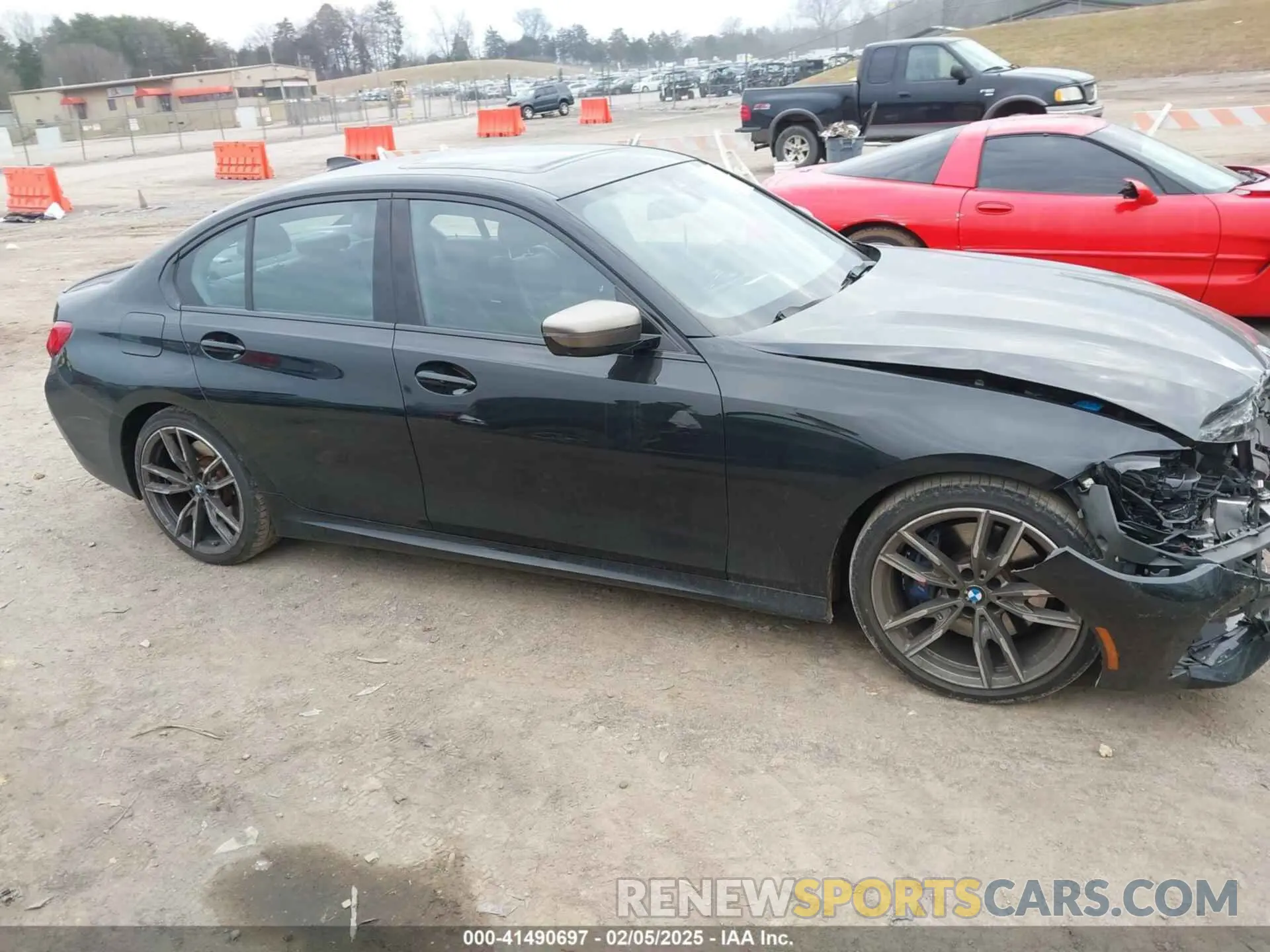 13 Photograph of a damaged car WBA5U7C02LAF54184 BMW 3 SERIES 2020