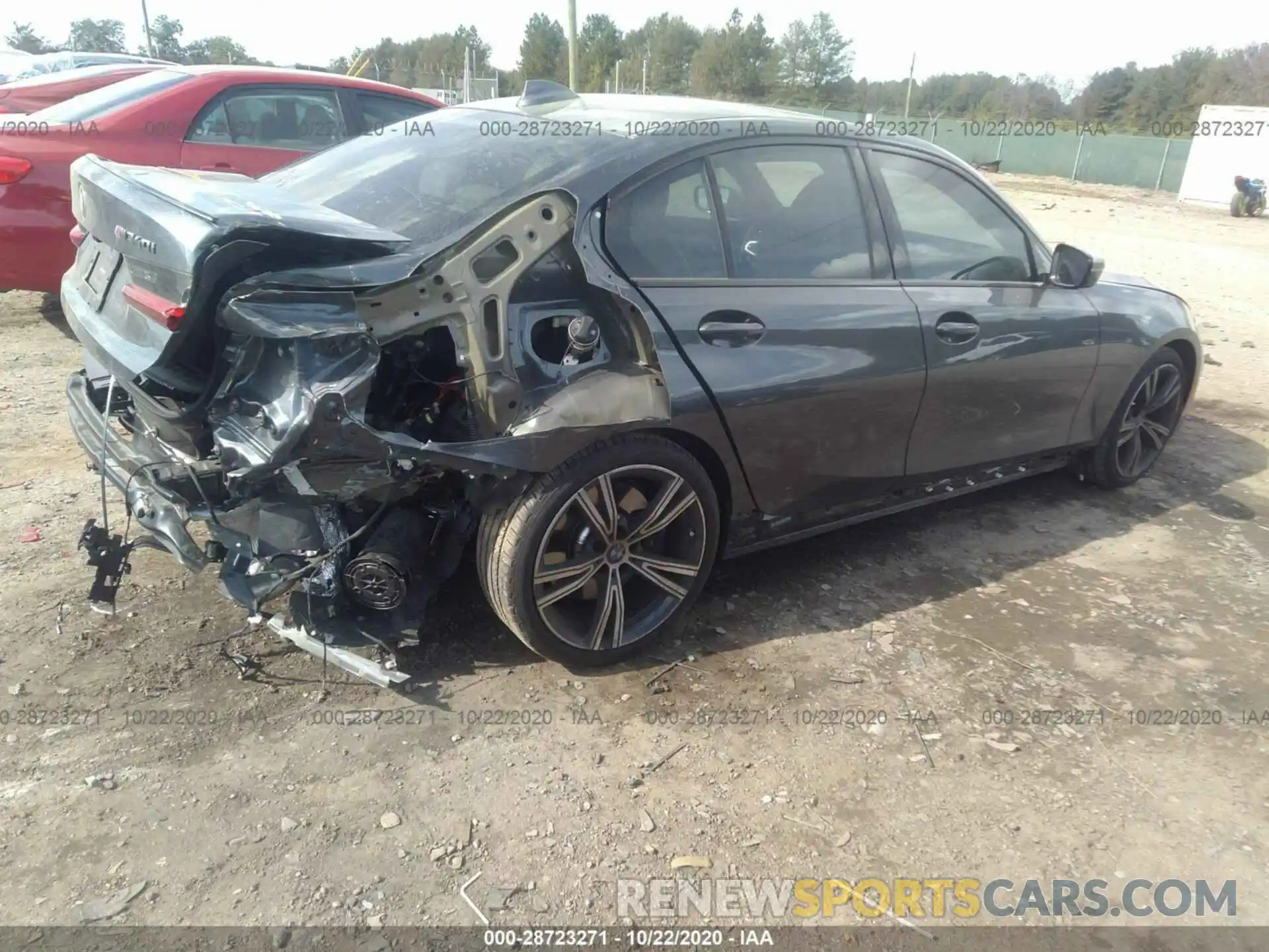 4 Photograph of a damaged car WBA5U7C04LFH88636 BMW 3 SERIES 2020