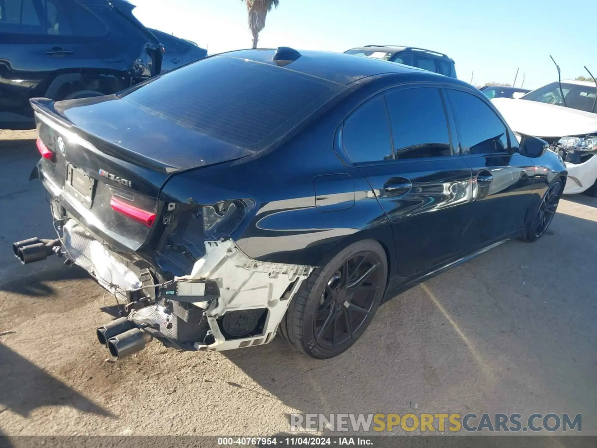 4 Photograph of a damaged car WBA5U7C07LA232170 BMW 3 SERIES 2020