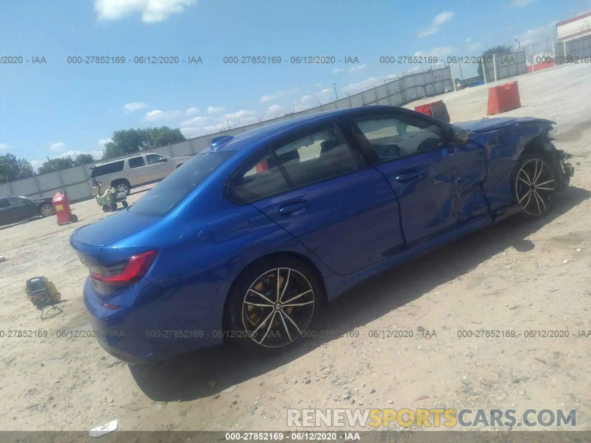 4 Photograph of a damaged car WBA5U7C0XLAF54014 BMW 3 SERIES 2020