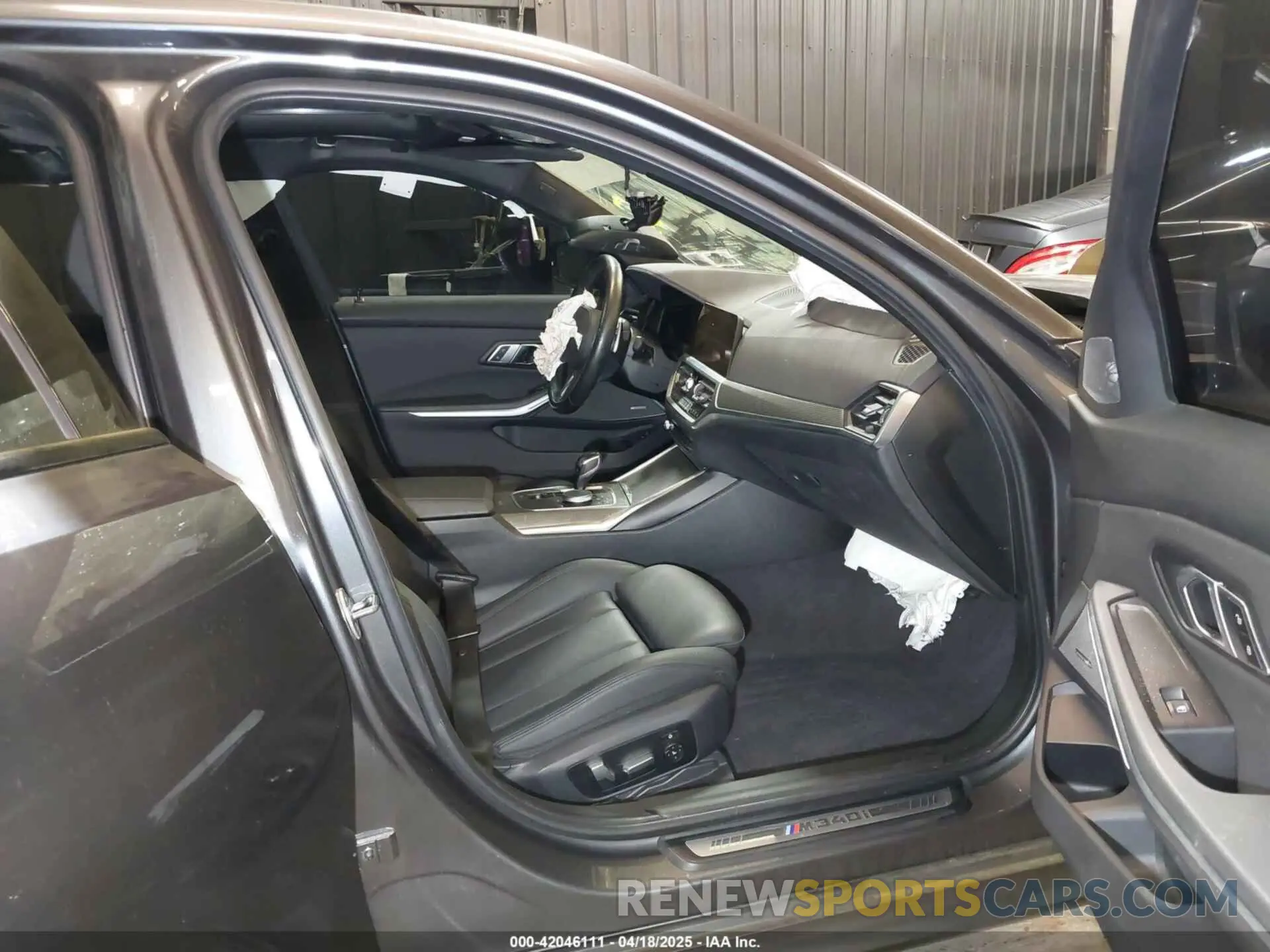 5 Photograph of a damaged car WBA5U9C02LFH25496 BMW 3 SERIES 2020