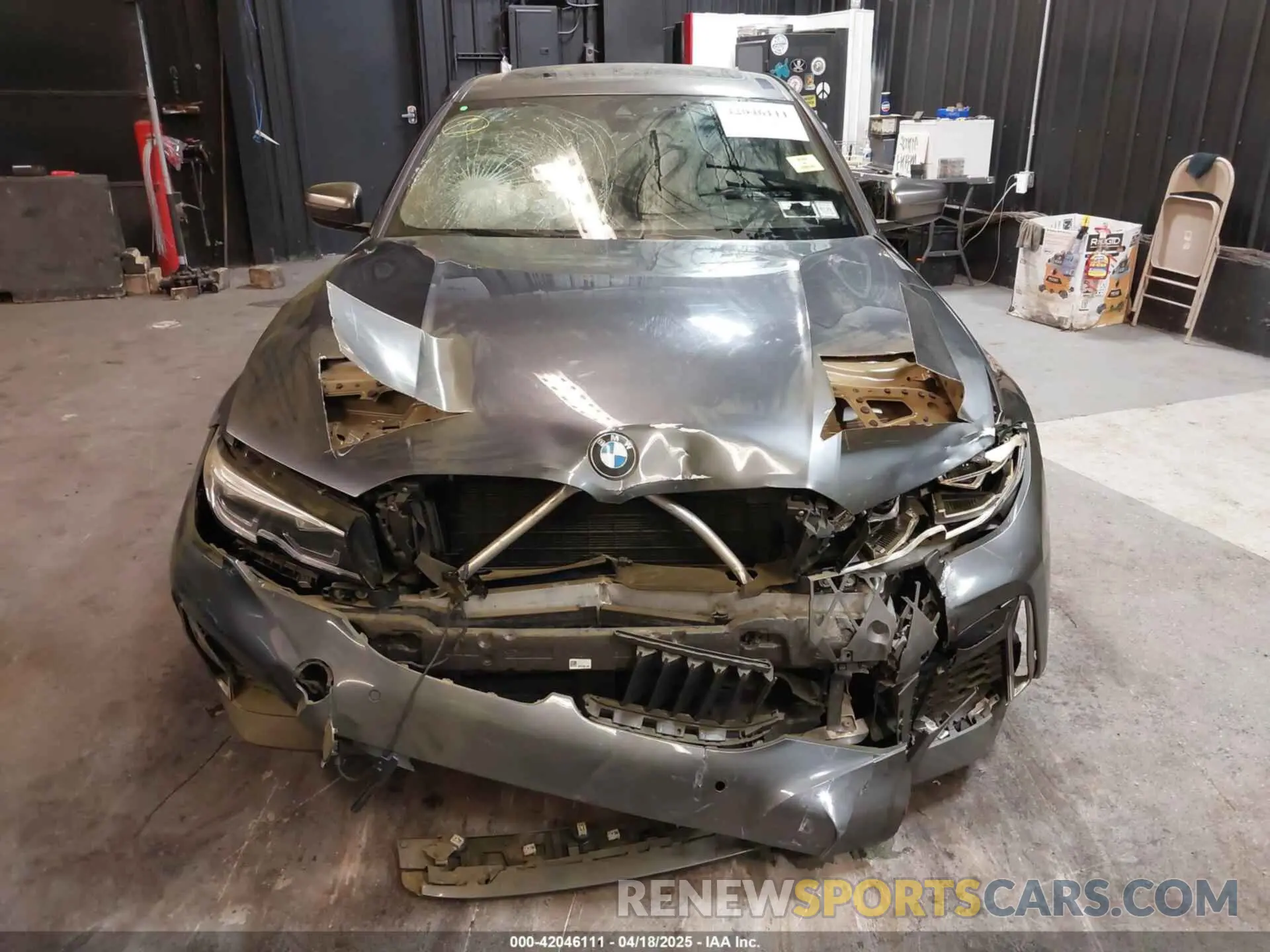 6 Photograph of a damaged car WBA5U9C02LFH25496 BMW 3 SERIES 2020