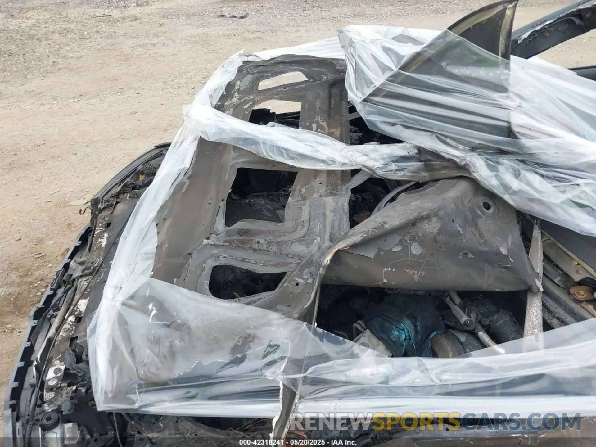 10 Photograph of a damaged car WBA5U9C06LFJ43561 BMW 3 SERIES 2020