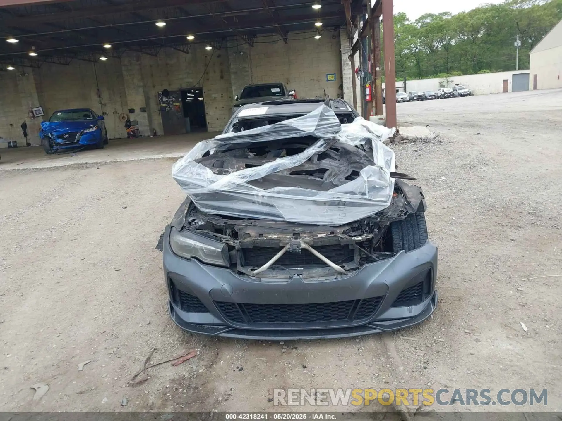 12 Photograph of a damaged car WBA5U9C06LFJ43561 BMW 3 SERIES 2020