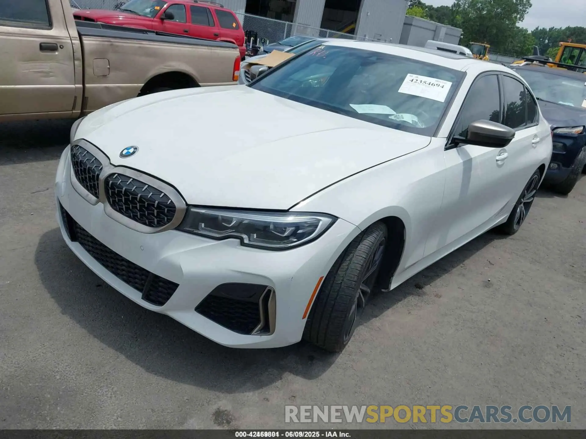 2 Photograph of a damaged car WBA5U9C08LFH20822 BMW 3 SERIES 2020