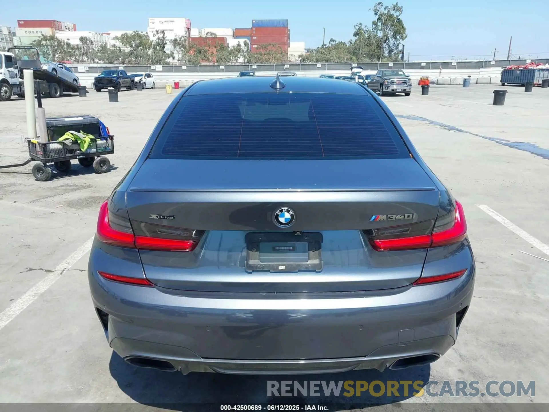 16 Photograph of a damaged car WBA5U9C0XLA380339 BMW 3 SERIES 2020