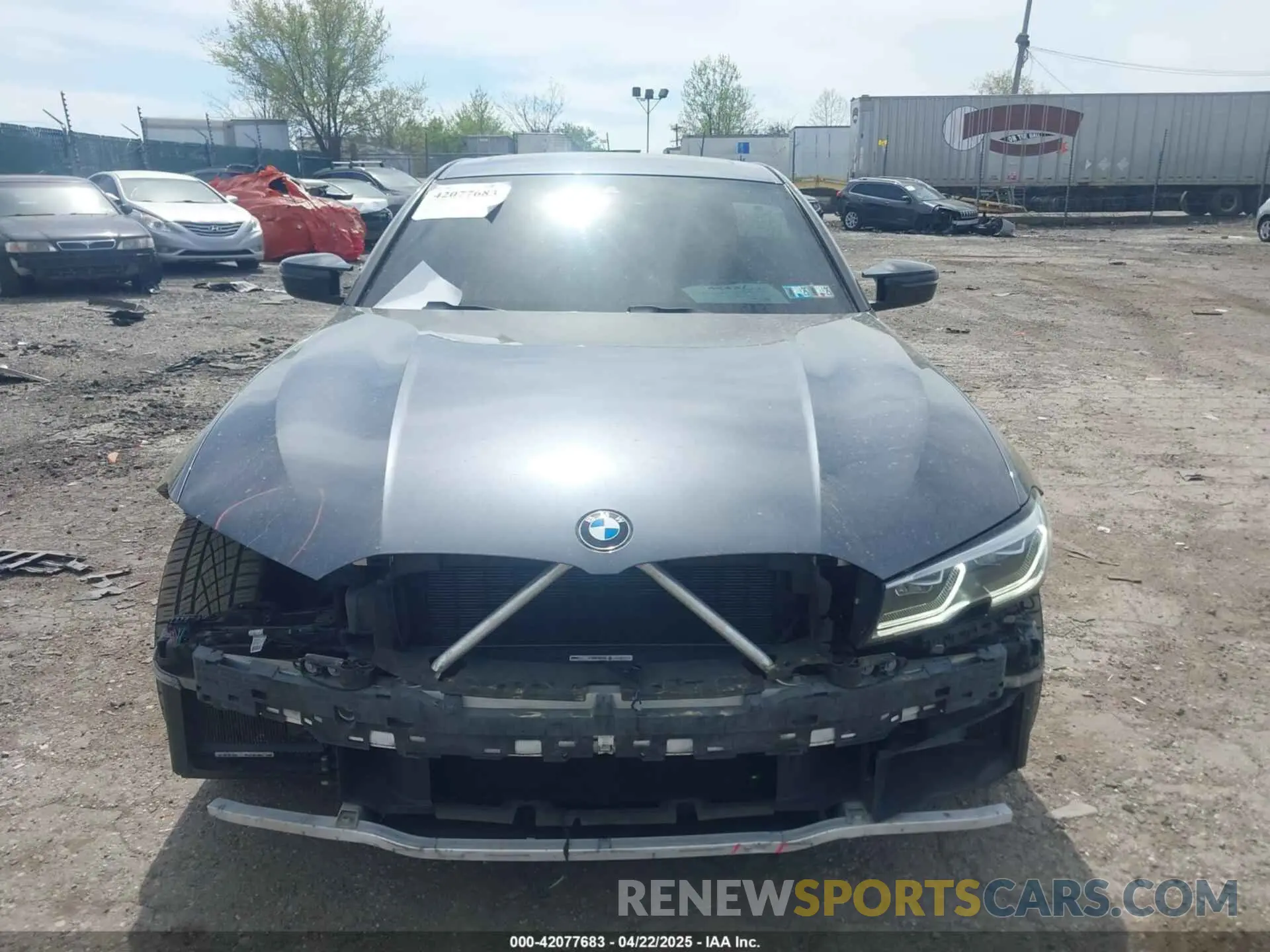 11 Photograph of a damaged car WBA5U9C0XLFJ82184 BMW 3 SERIES 2020
