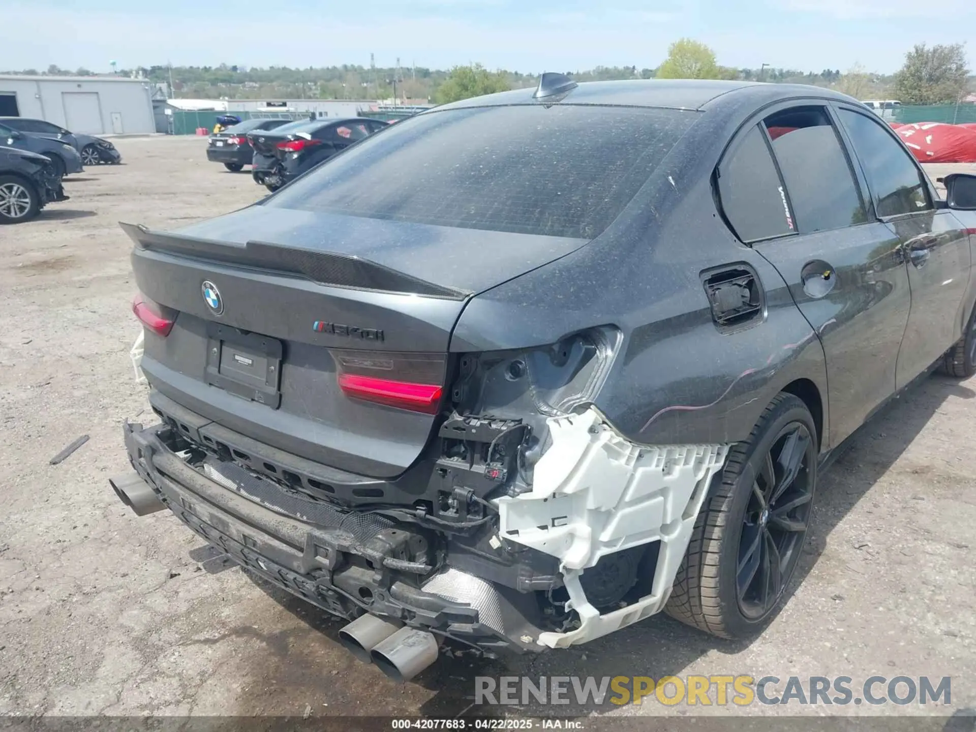 17 Photograph of a damaged car WBA5U9C0XLFJ82184 BMW 3 SERIES 2020