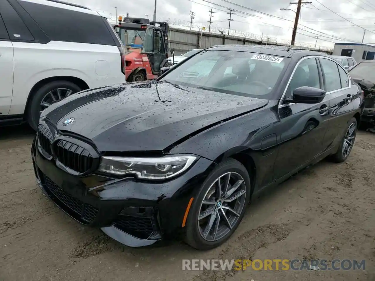 1 Photograph of a damaged car 3MW5P7J01M8B72345 BMW 3 SERIES 2021