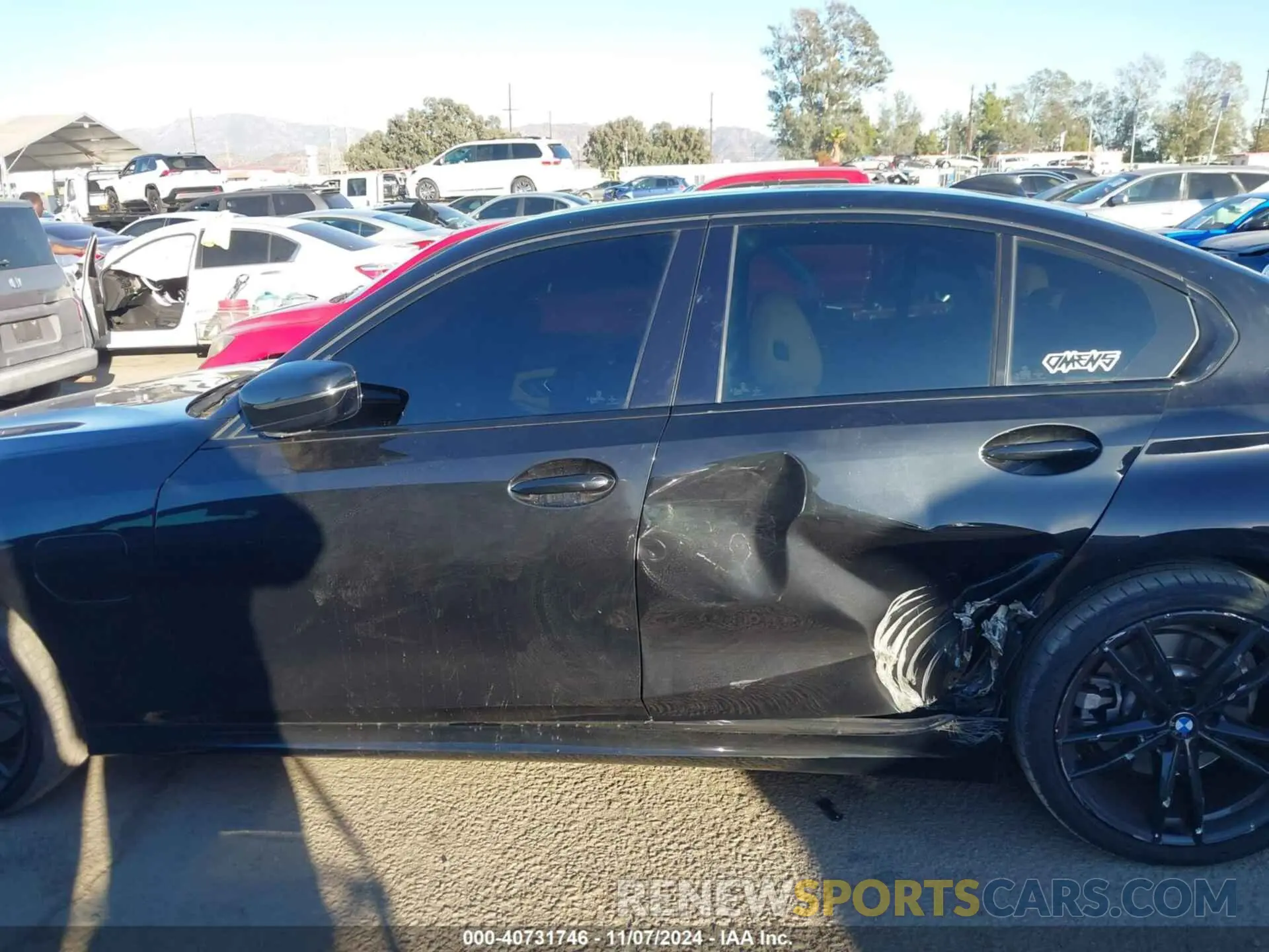 14 Photograph of a damaged car 3MW5P7J01M8B77383 BMW 3 SERIES 2021