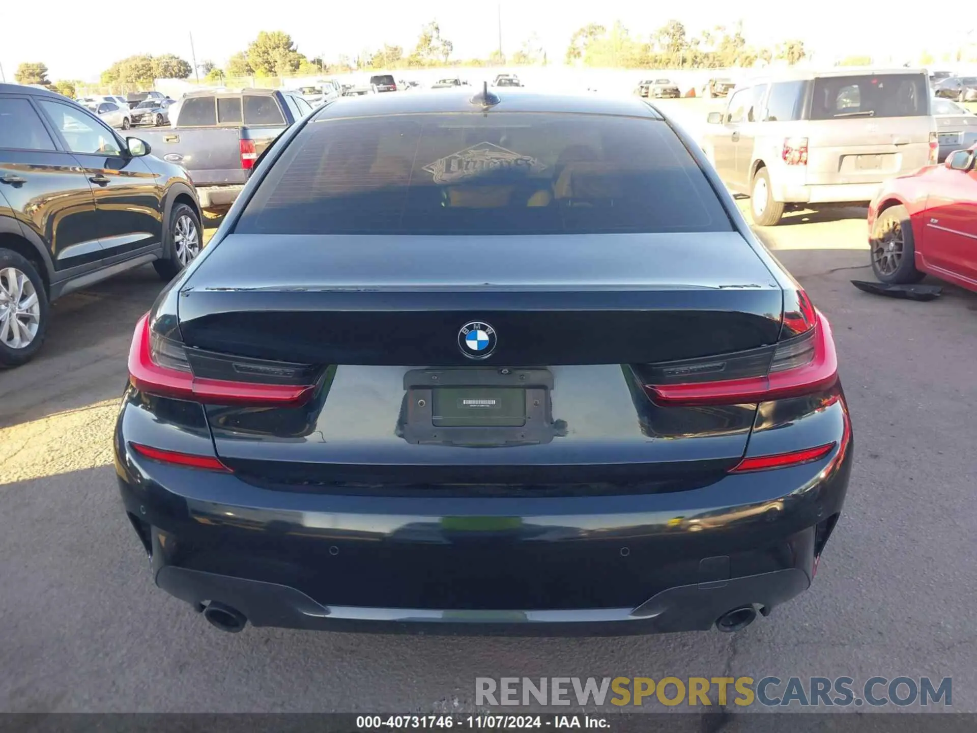 16 Photograph of a damaged car 3MW5P7J01M8B77383 BMW 3 SERIES 2021
