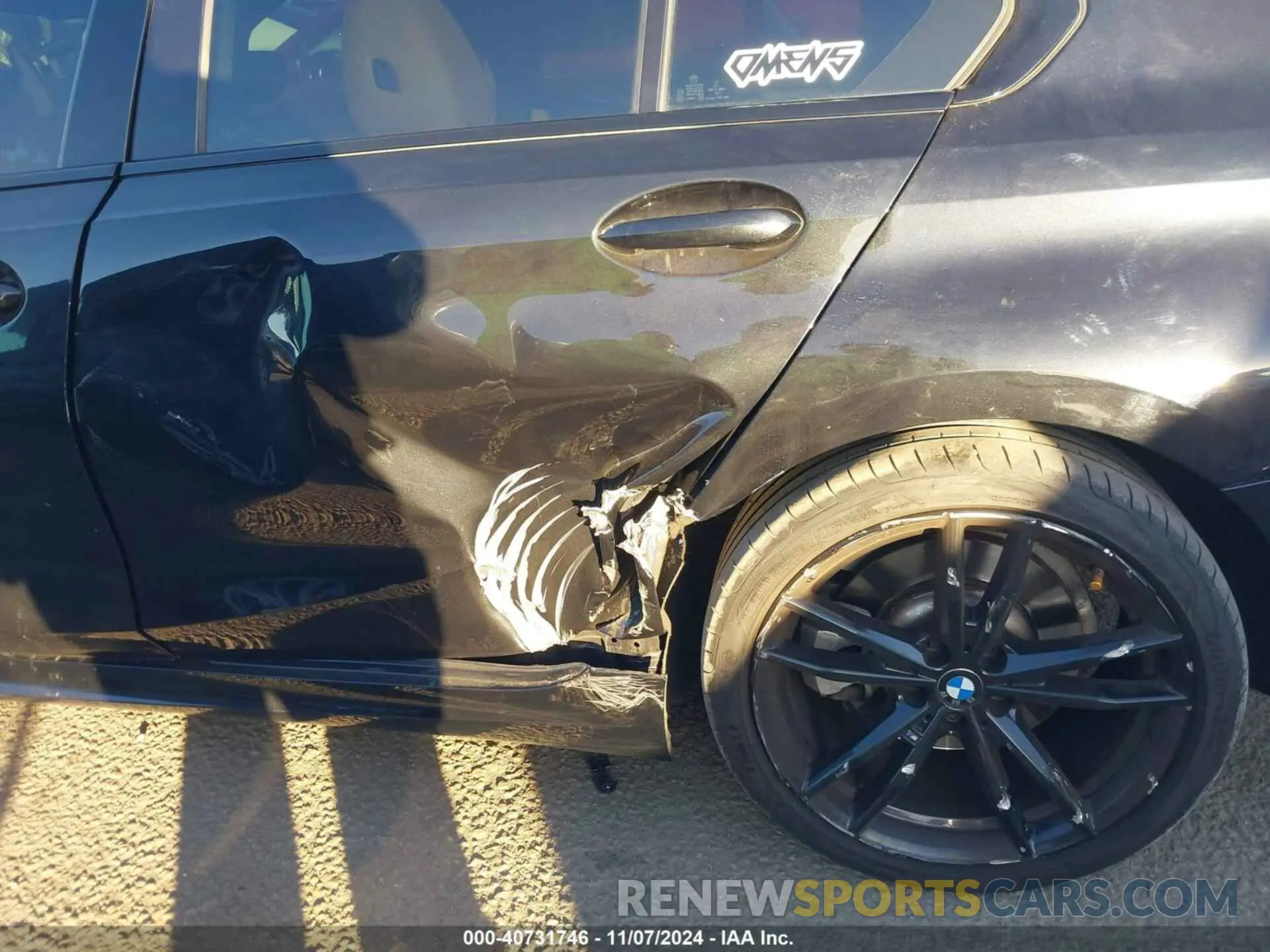 6 Photograph of a damaged car 3MW5P7J01M8B77383 BMW 3 SERIES 2021
