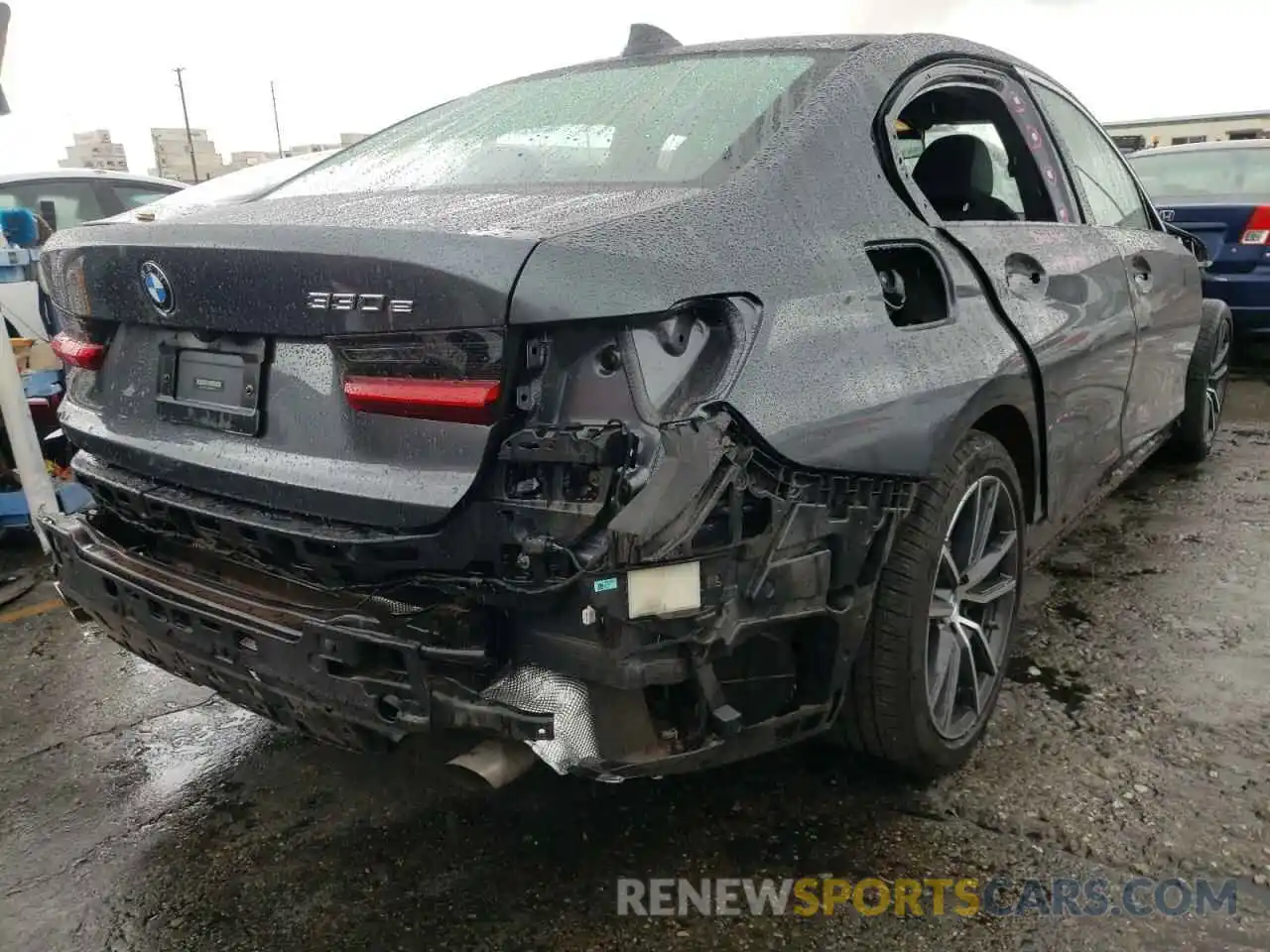 9 Photograph of a damaged car 3MW5P7J01M8C08101 BMW 3 SERIES 2021