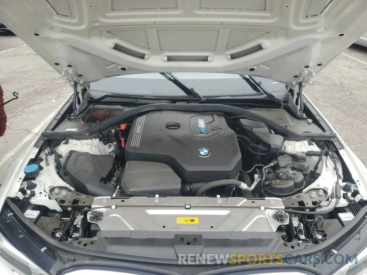 11 Photograph of a damaged car 3MW5P7J02M8B86870 BMW 3 SERIES 2021