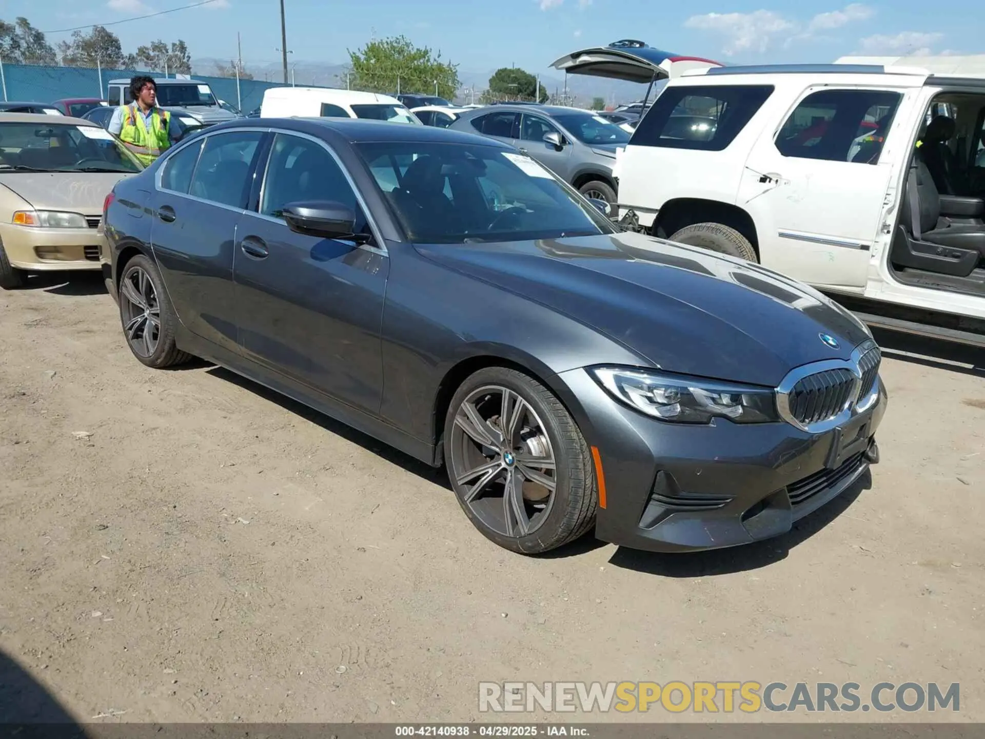 1 Photograph of a damaged car 3MW5P7J06M8B77766 BMW 3 SERIES 2021