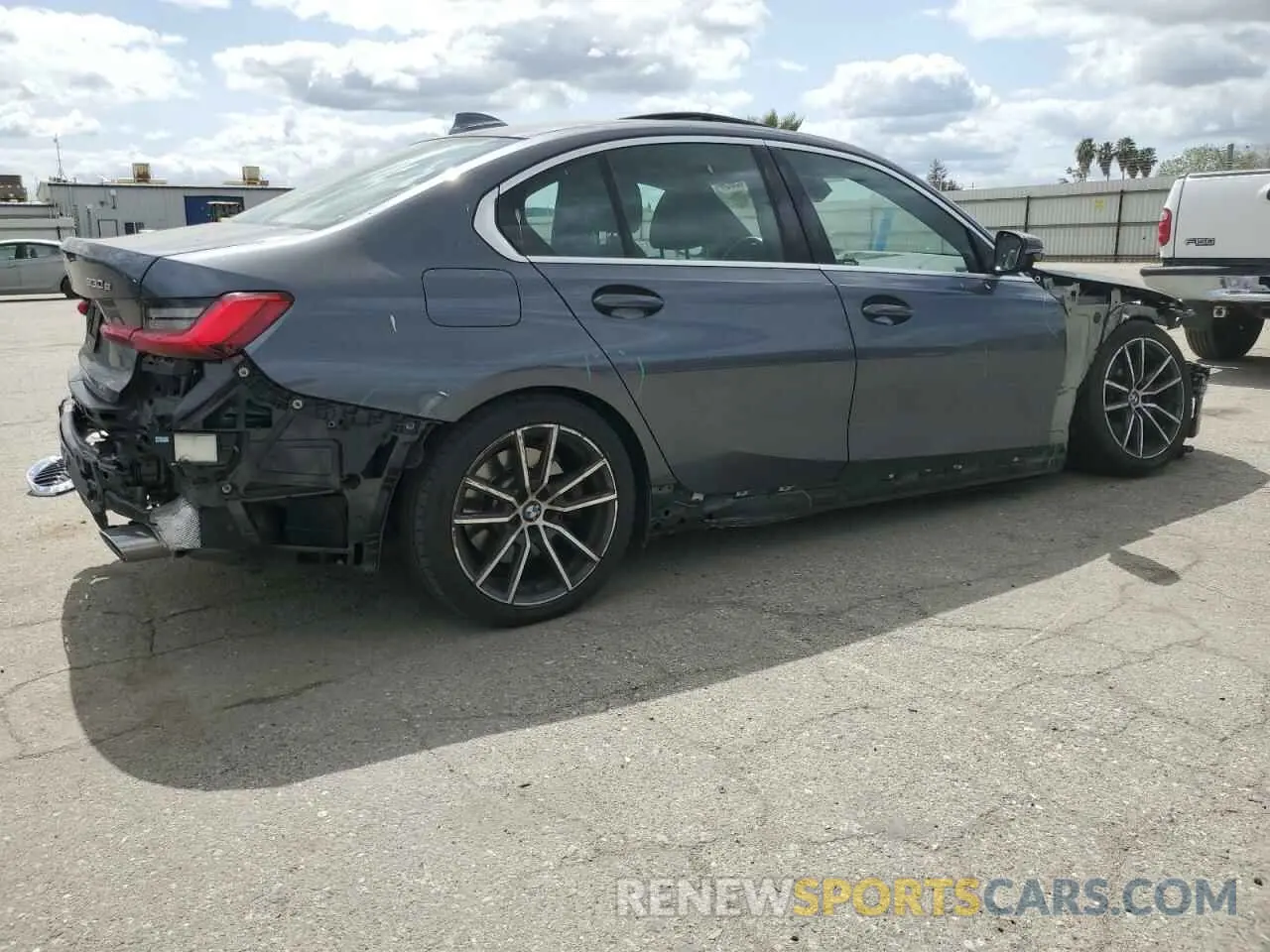 3 Photograph of a damaged car 3MW5P7J07M8B90476 BMW 3 SERIES 2021