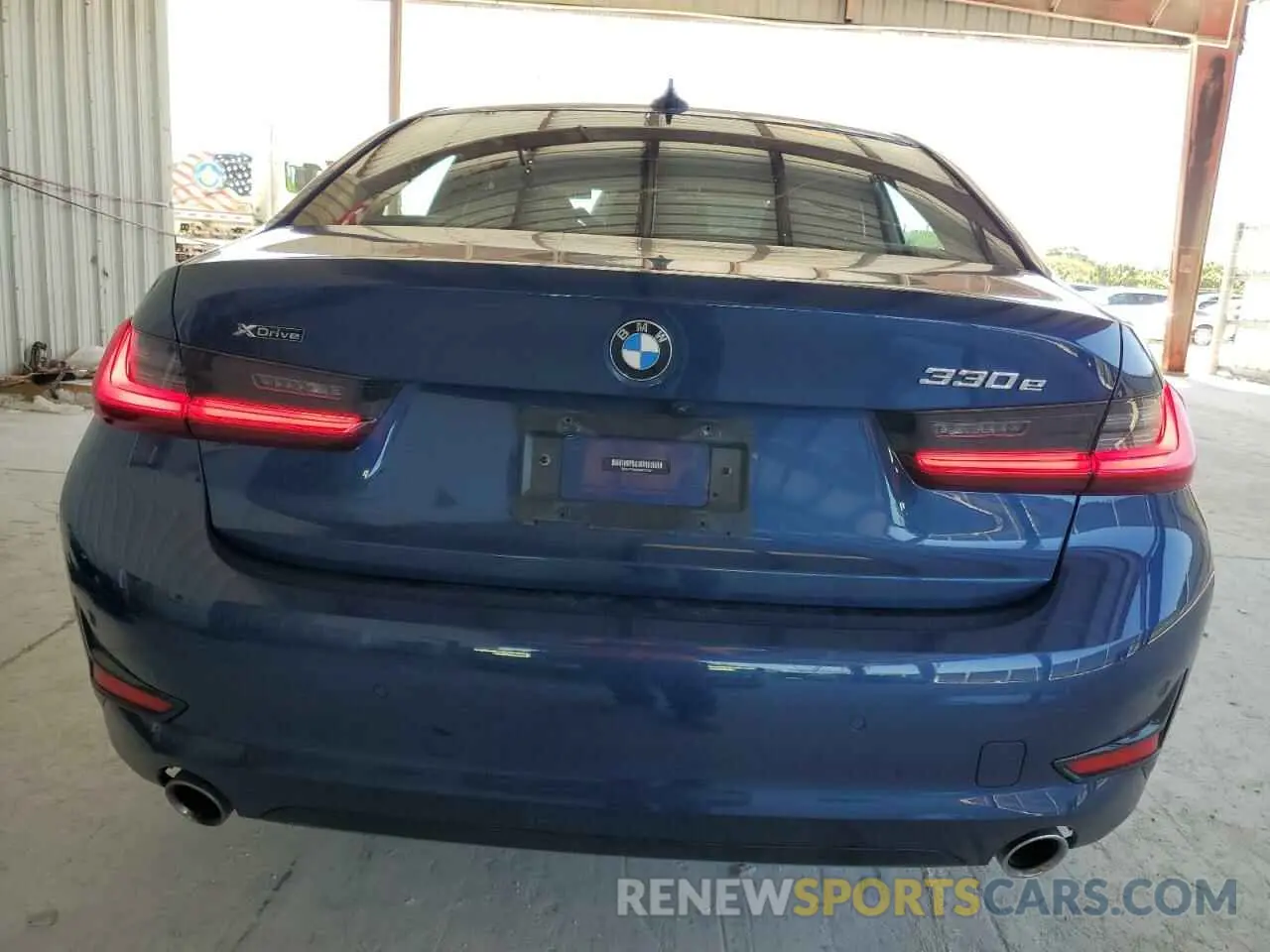 6 Photograph of a damaged car 3MW5P9J04M8B87501 BMW 3 SERIES 2021