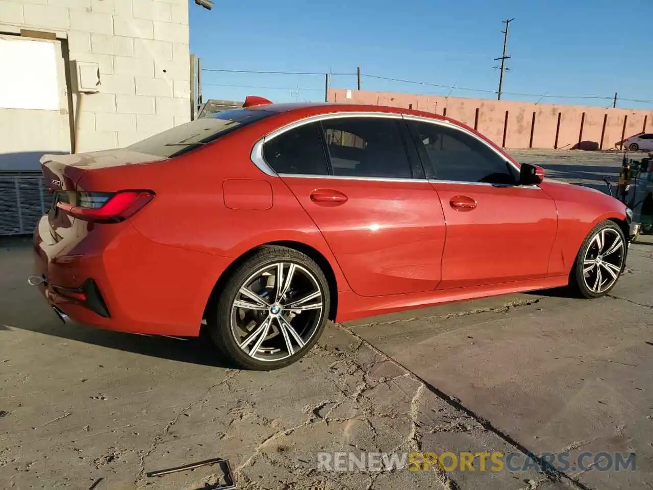 3 Photograph of a damaged car 3MW5R1J00M8B66768 BMW 3 SERIES 2021