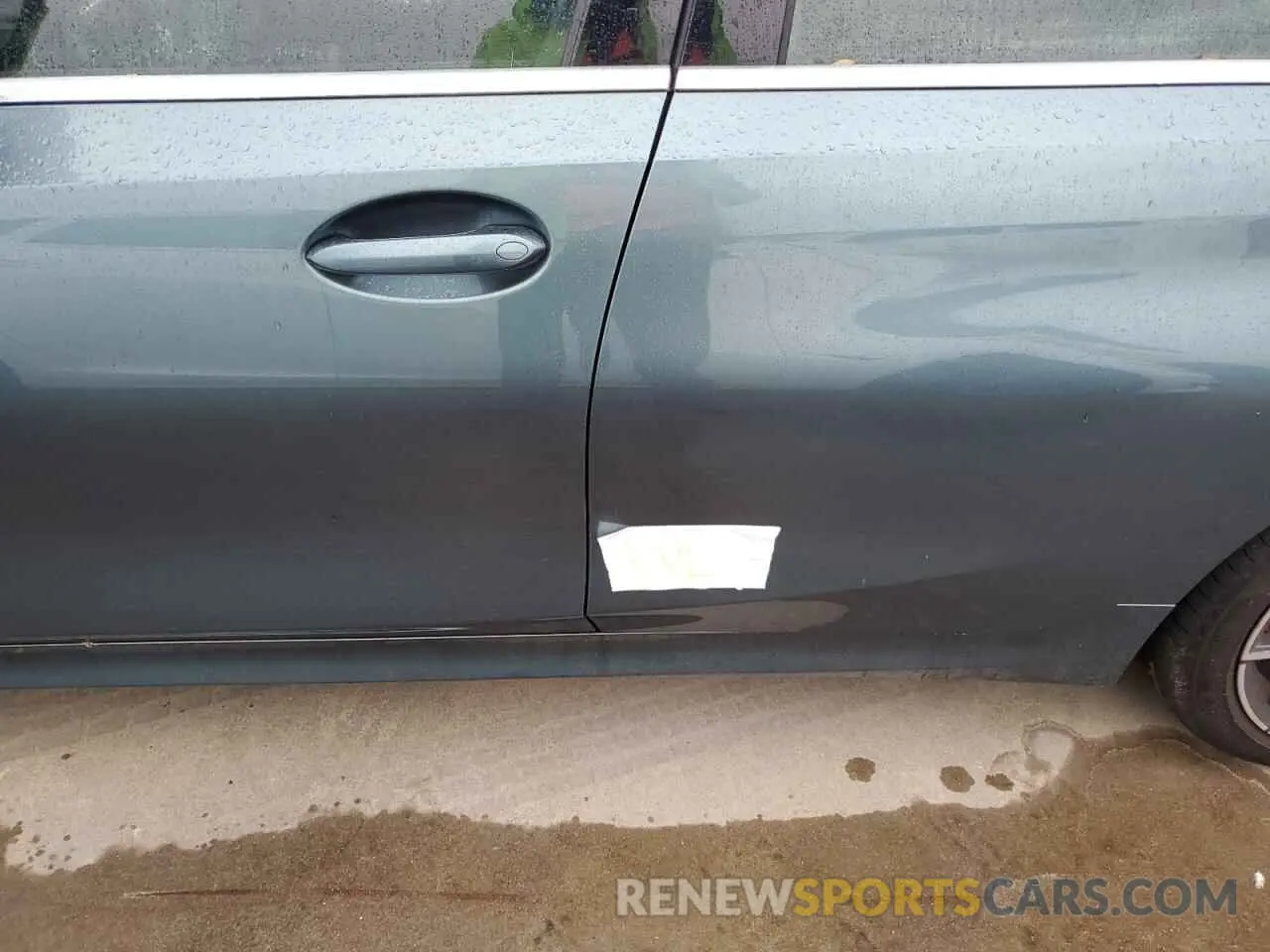 12 Photograph of a damaged car 3MW5R1J00M8B73445 BMW 3 SERIES 2021