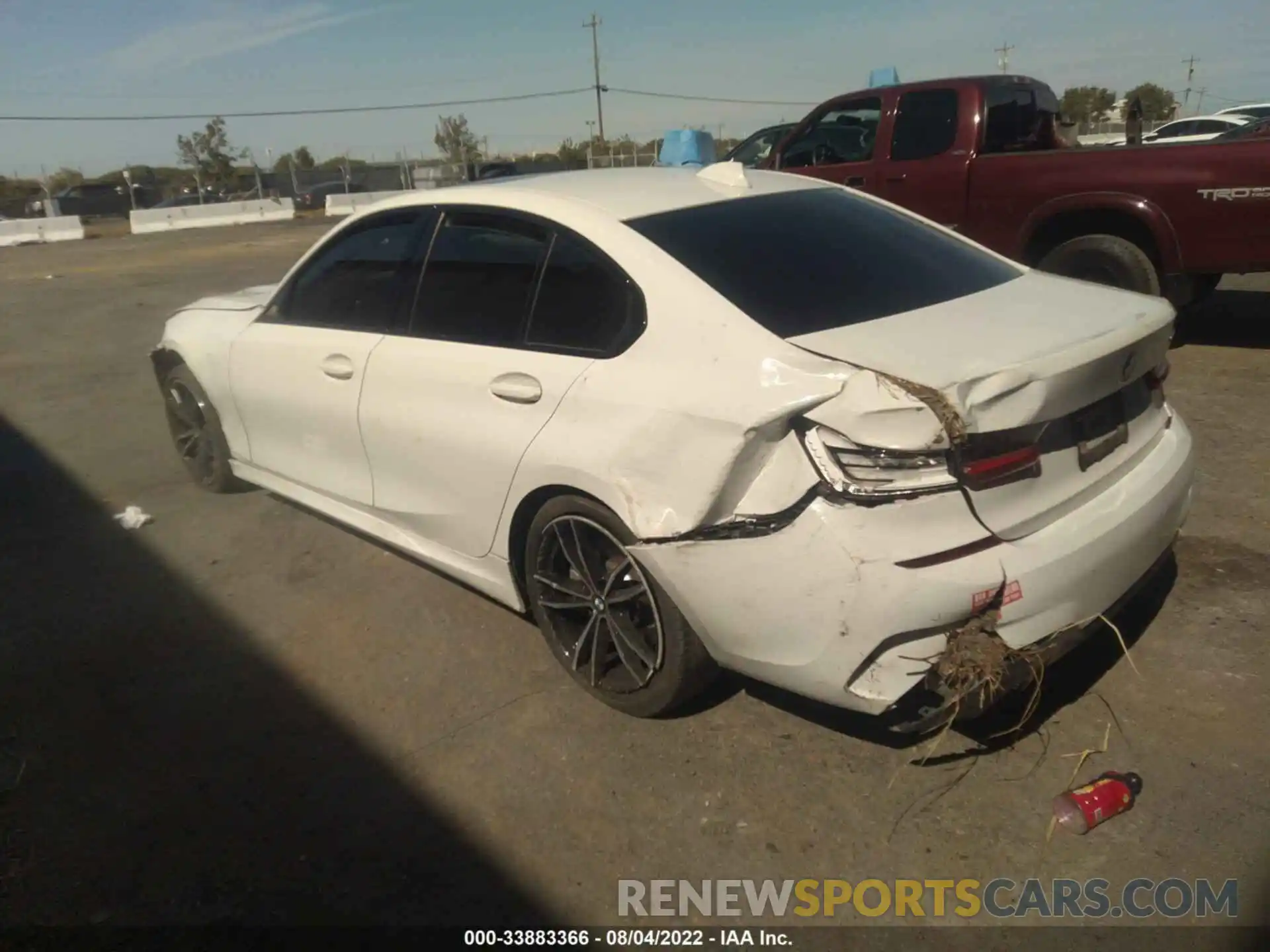 3 Photograph of a damaged car 3MW5R1J00M8C00398 BMW 3 SERIES 2021