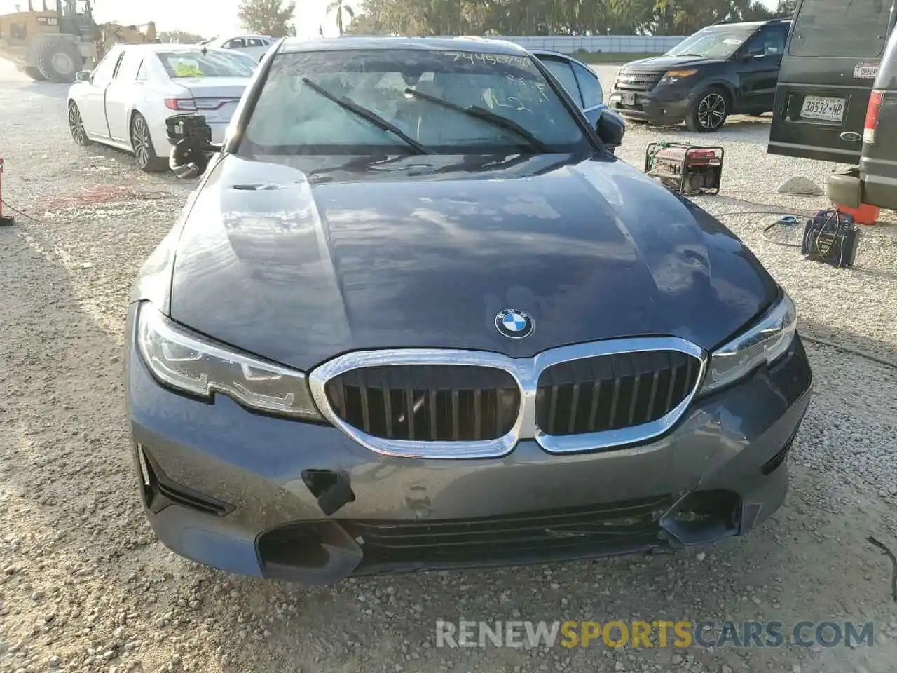 5 Photograph of a damaged car 3MW5R1J00M8C02670 BMW 3 SERIES 2021