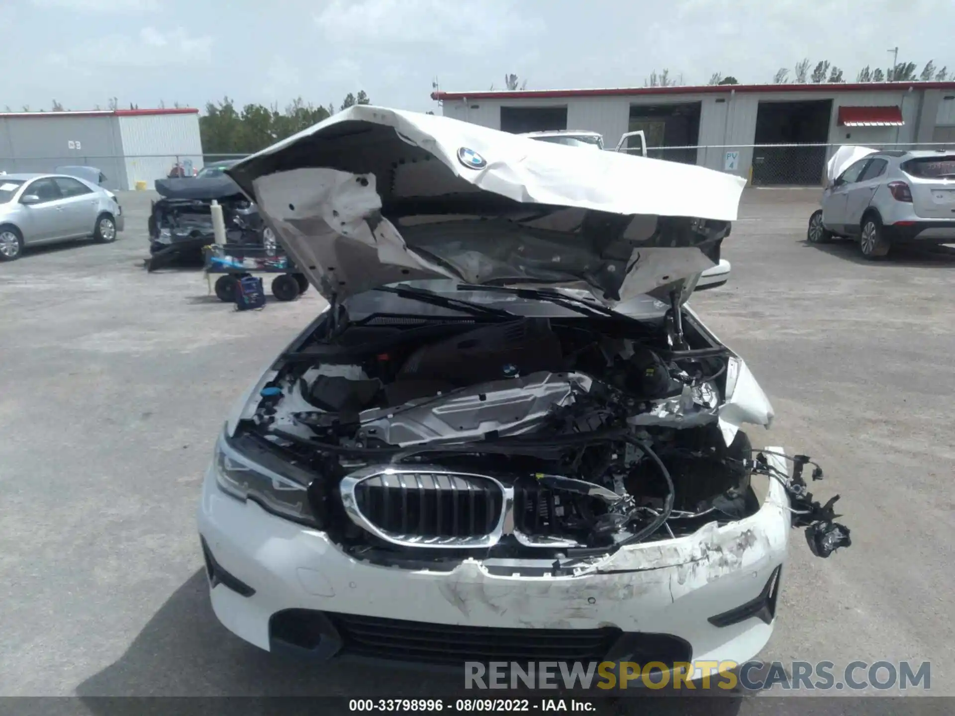 6 Photograph of a damaged car 3MW5R1J01M8B63720 BMW 3 SERIES 2021