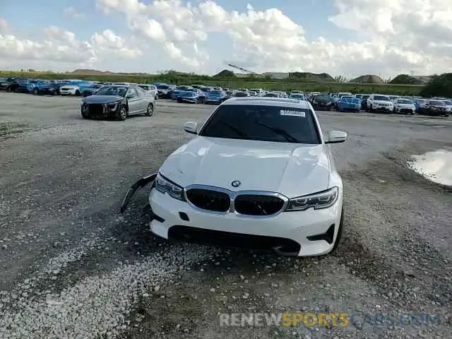 10 Photograph of a damaged car 3MW5R1J01M8B90237 BMW 3 SERIES 2021