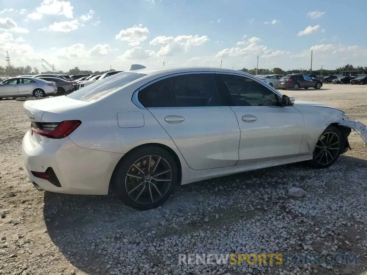 3 Photograph of a damaged car 3MW5R1J01M8B90237 BMW 3 SERIES 2021